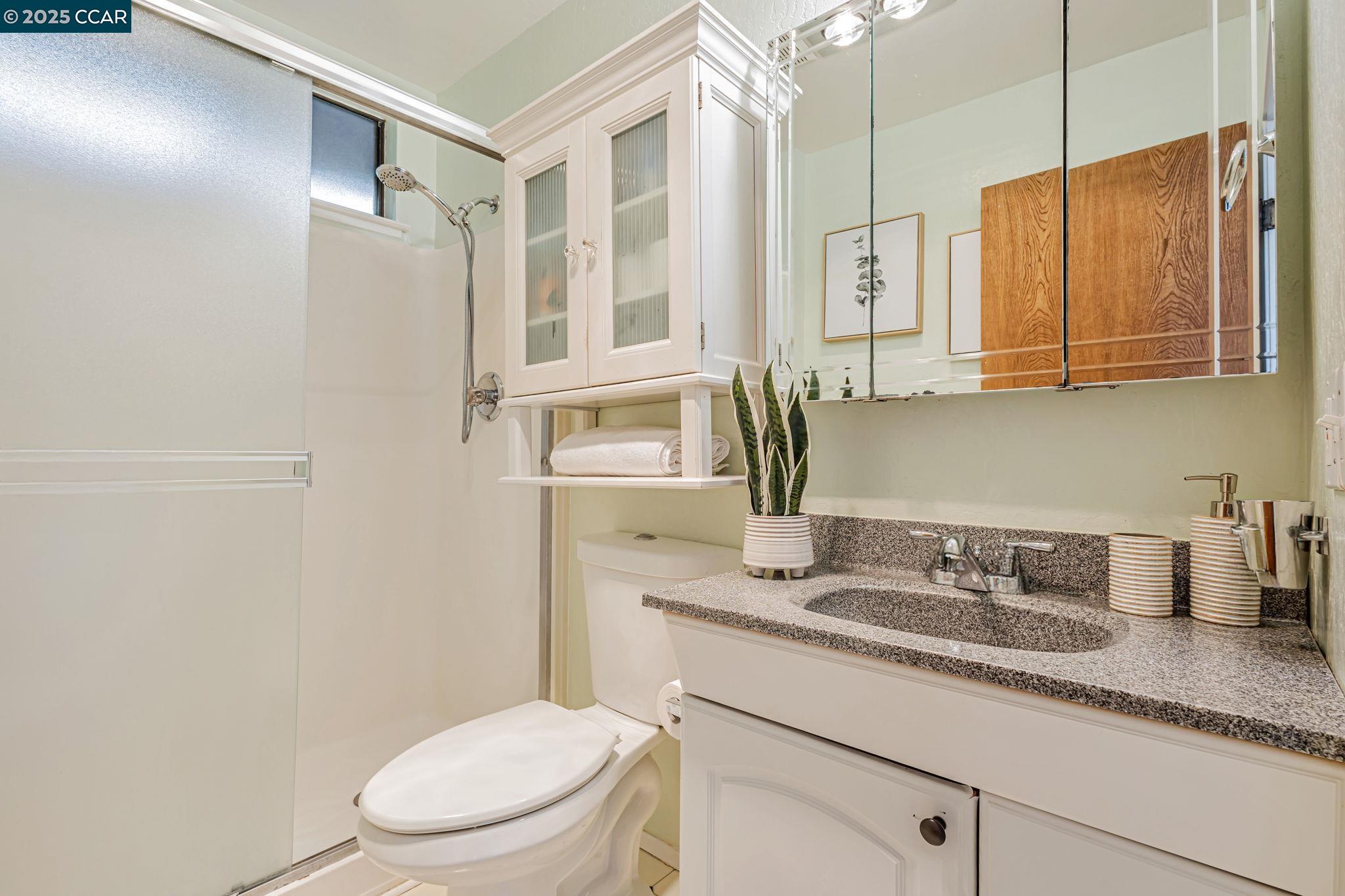 Detail Gallery Image 27 of 38 For 290 Olympian Way, Pacifica,  CA 94044 - 2 Beds | 2 Baths