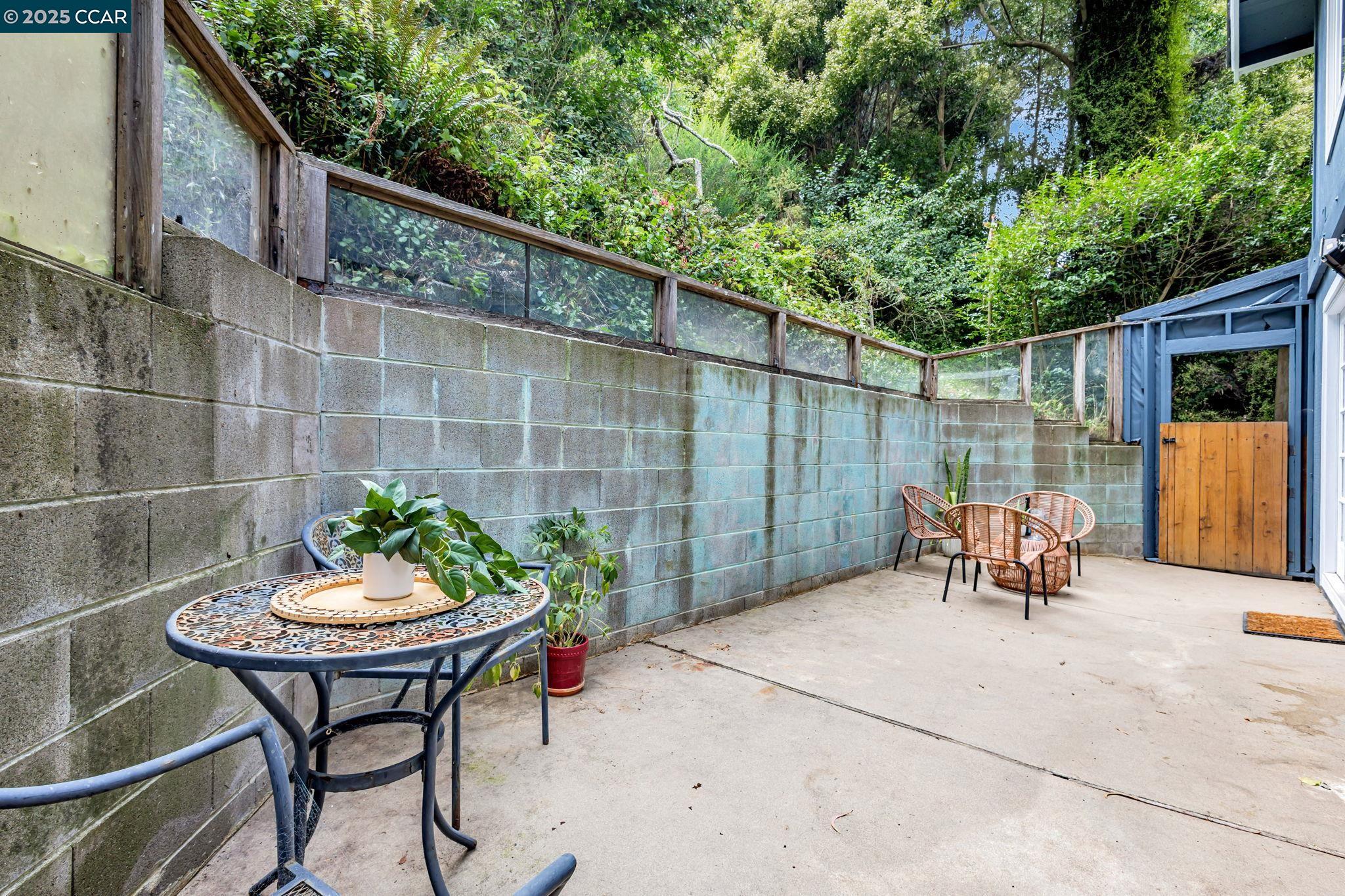 Detail Gallery Image 31 of 38 For 290 Olympian Way, Pacifica,  CA 94044 - 2 Beds | 2 Baths