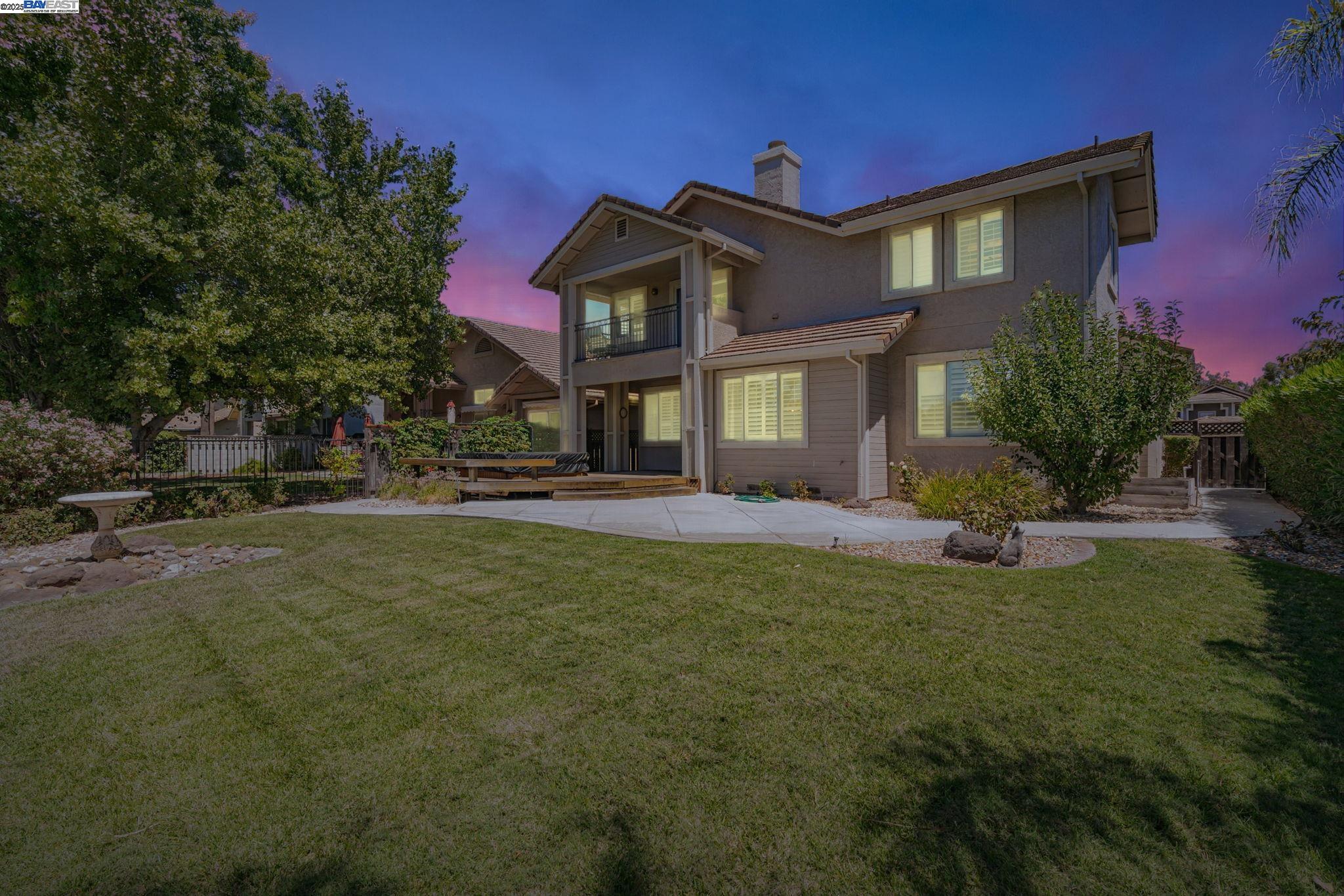 Detail Gallery Image 1 of 57 For 2236 Colonial Ct, Discovery Bay,  CA 94505 - 4 Beds | 3 Baths