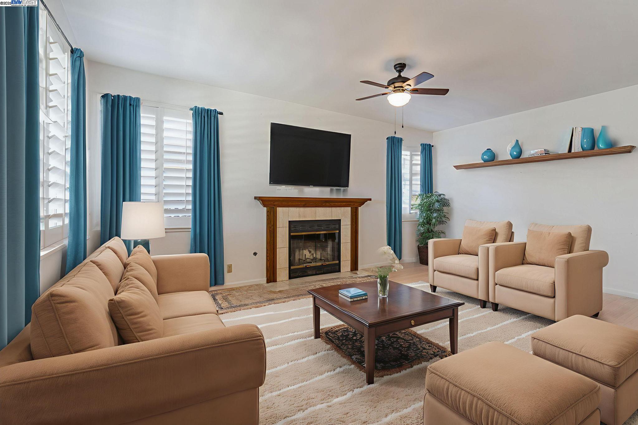 Detail Gallery Image 11 of 57 For 2236 Colonial Ct, Discovery Bay,  CA 94505 - 4 Beds | 3 Baths