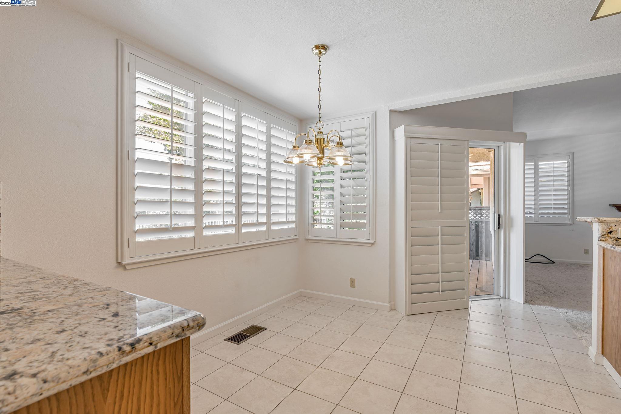 Detail Gallery Image 19 of 57 For 2236 Colonial Ct, Discovery Bay,  CA 94505 - 4 Beds | 3 Baths