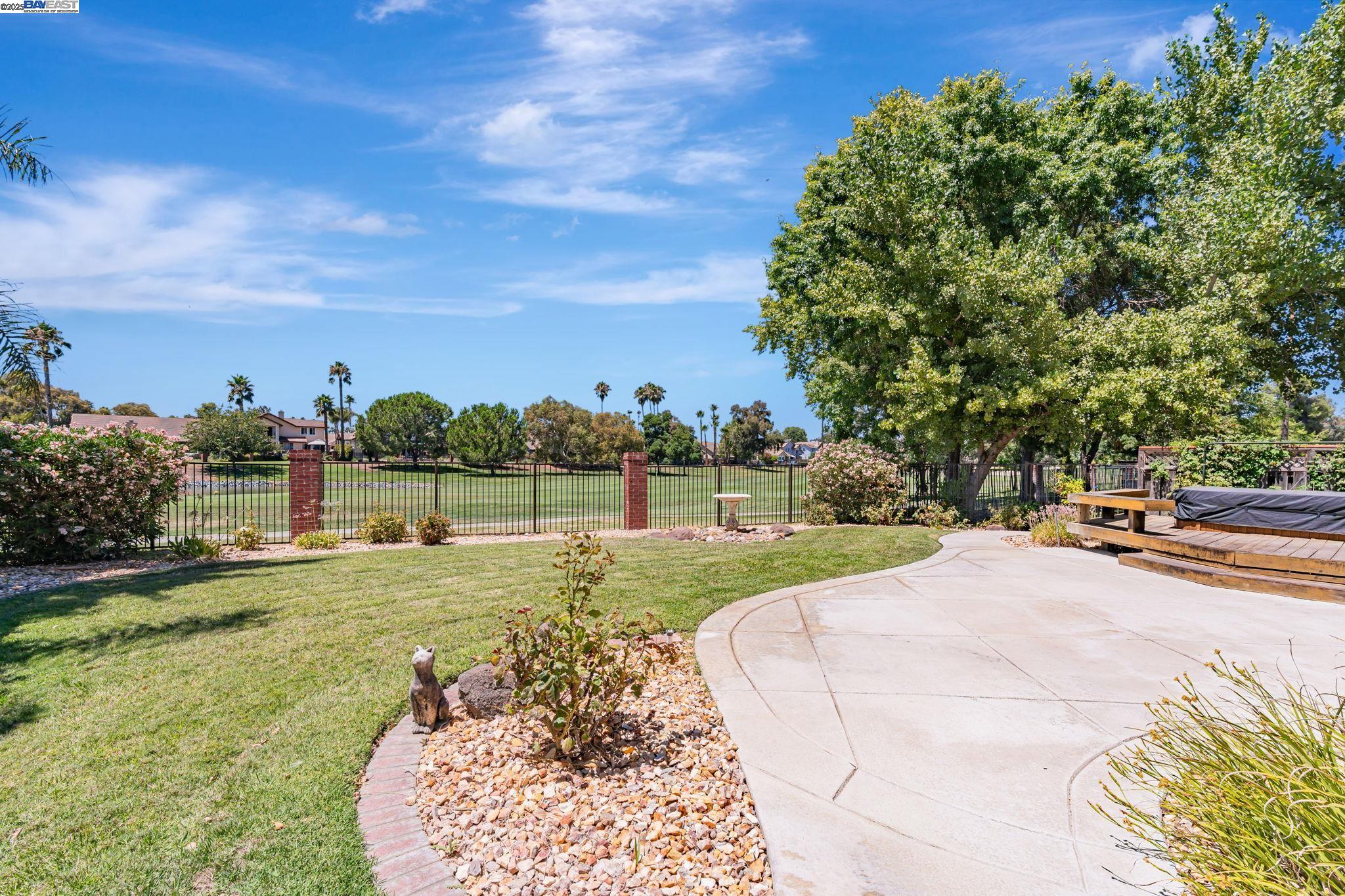 Detail Gallery Image 52 of 57 For 2236 Colonial Ct, Discovery Bay,  CA 94505 - 4 Beds | 3 Baths