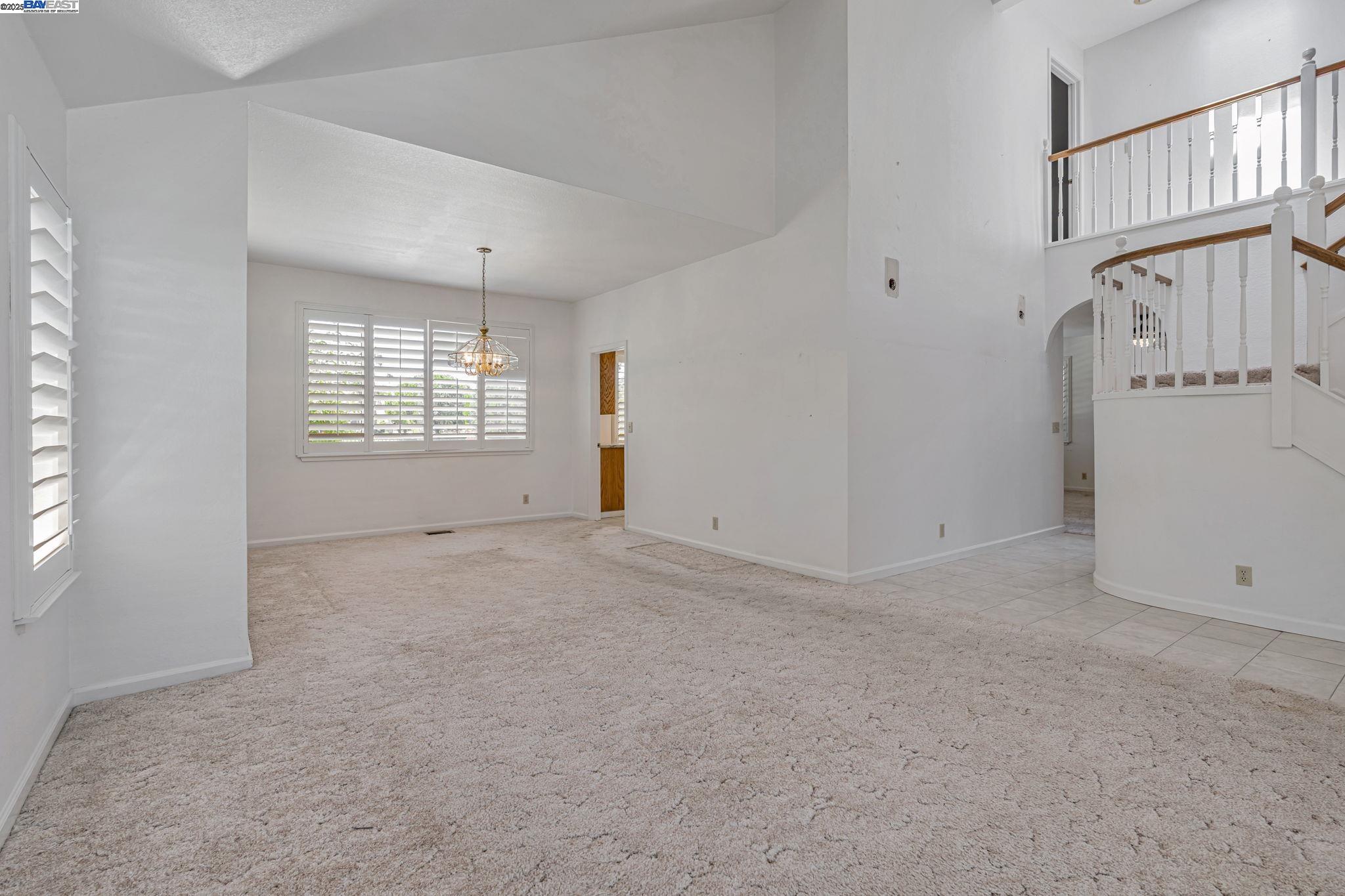 Detail Gallery Image 7 of 57 For 2236 Colonial Ct, Discovery Bay,  CA 94505 - 4 Beds | 3 Baths