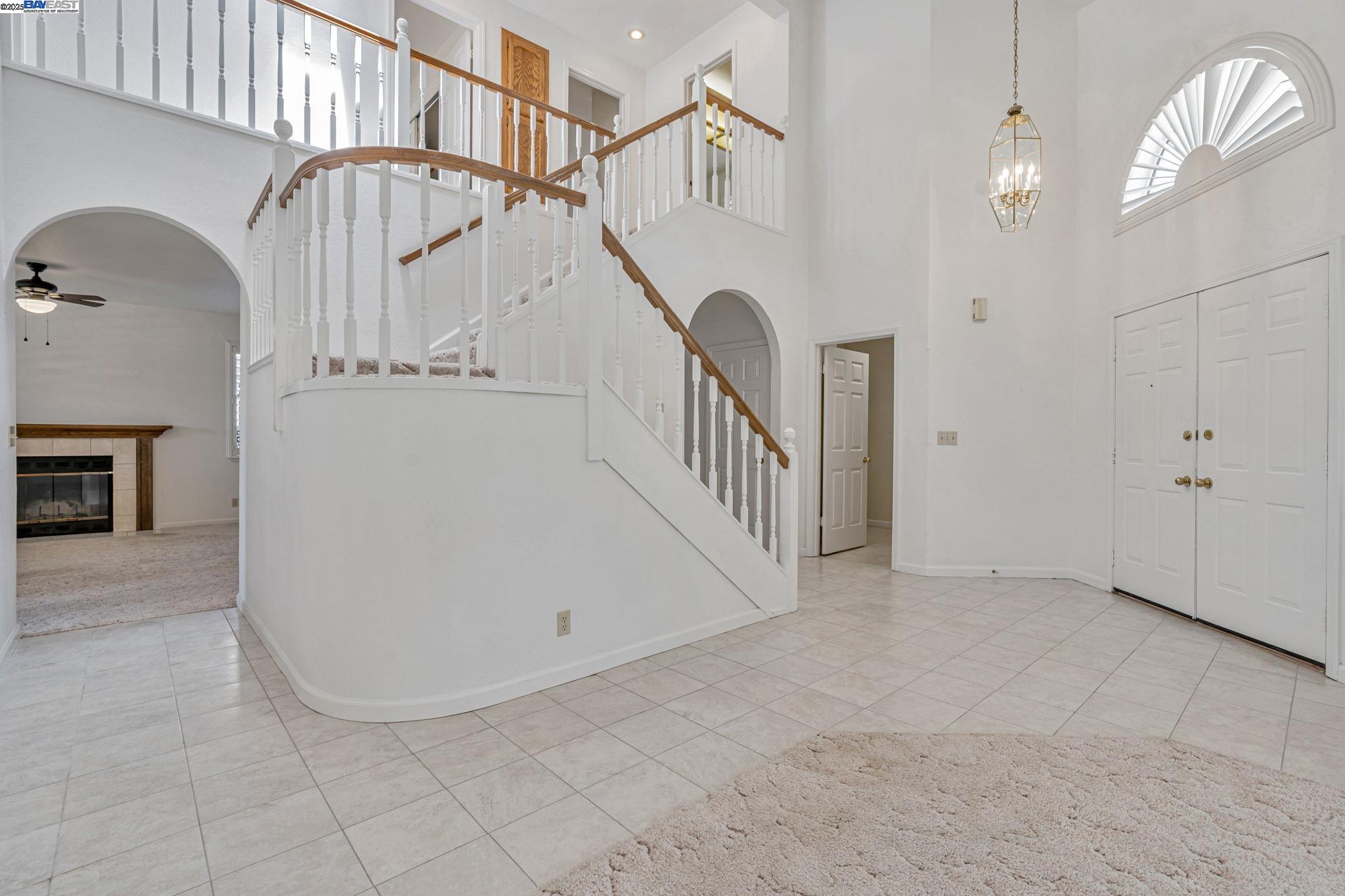 Detail Gallery Image 10 of 57 For 2236 Colonial Ct, Discovery Bay,  CA 94505 - 4 Beds | 3 Baths