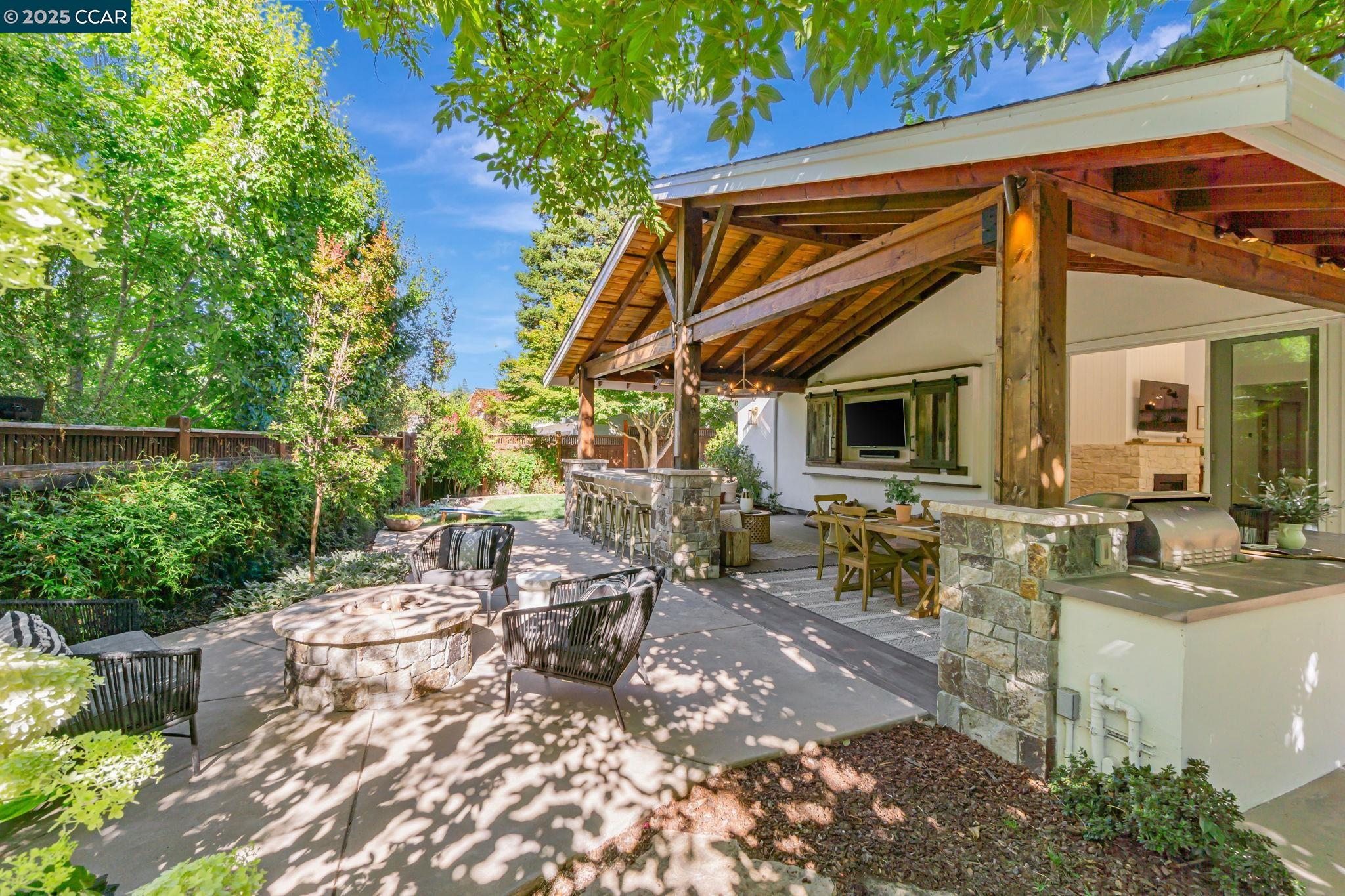1675 Saint David Dr, Danville, California 94526, 4 Bedrooms Bedrooms, 10 Rooms Rooms,2 BathroomsBathrooms,Residential,For Sale,1675 Saint David Dr,41106552