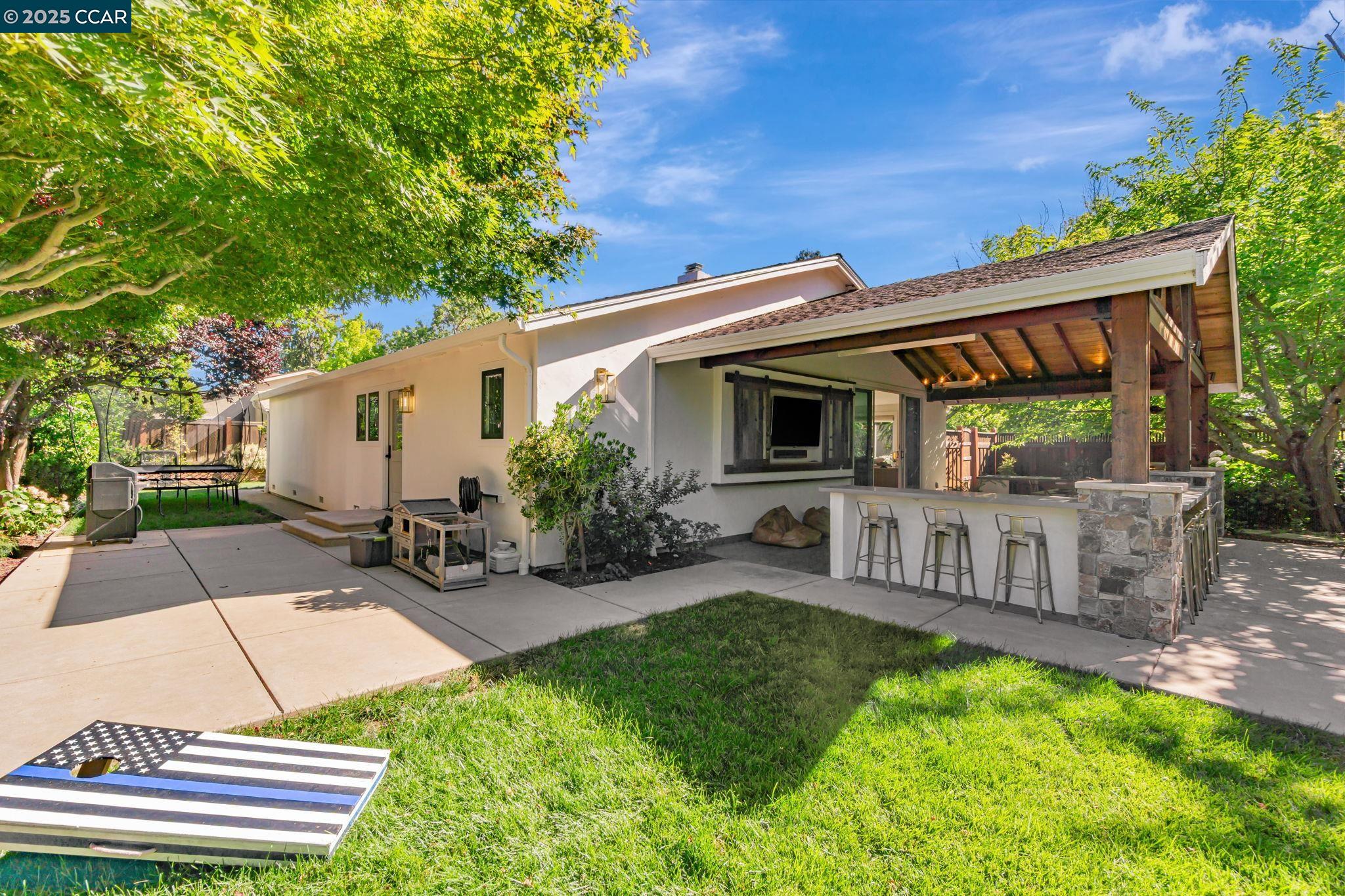 1675 Saint David Dr, Danville, California 94526, 4 Bedrooms Bedrooms, 10 Rooms Rooms,2 BathroomsBathrooms,Residential,For Sale,1675 Saint David Dr,41106552