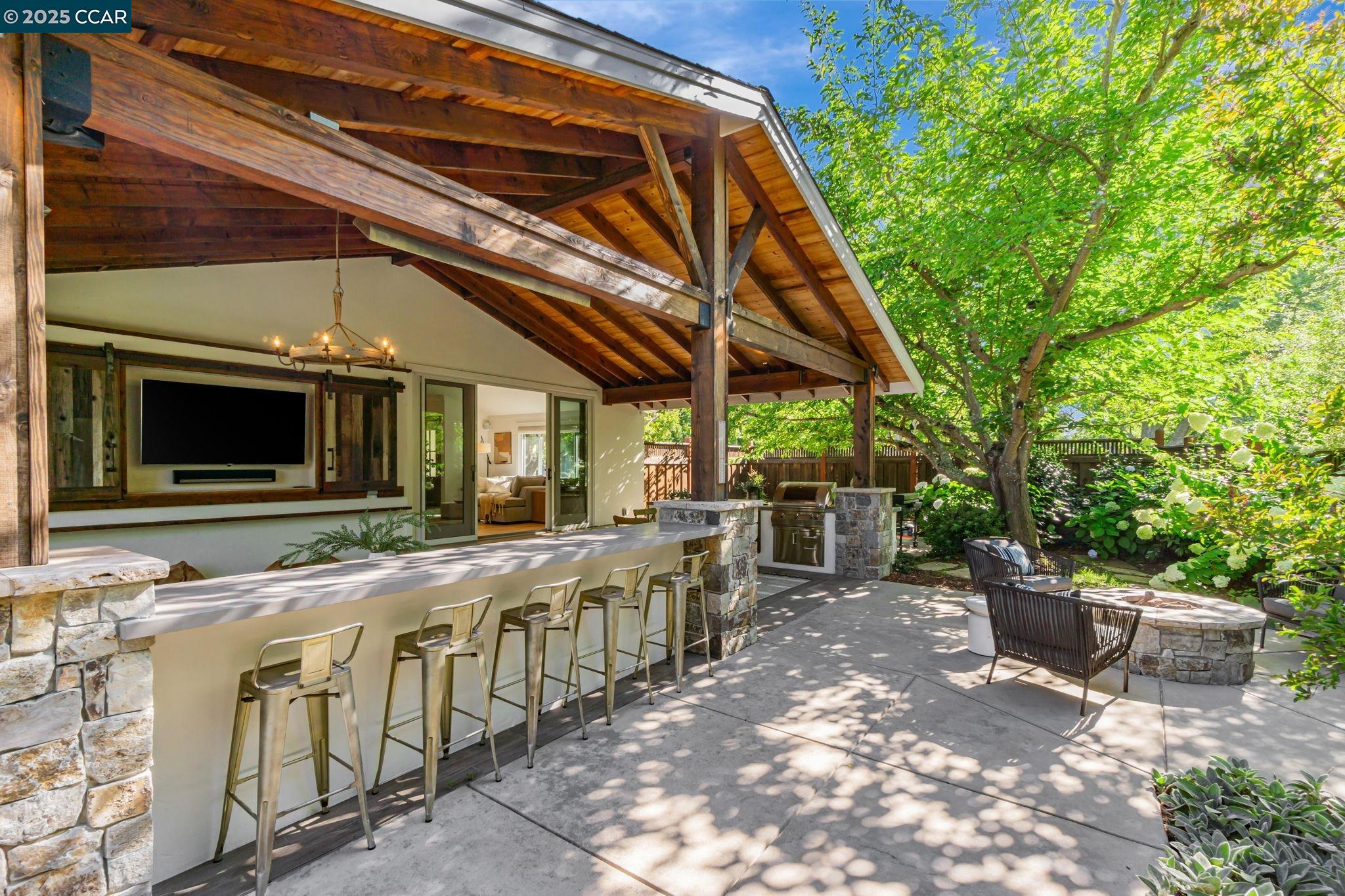 1675 Saint David Dr, Danville, California 94526, 4 Bedrooms Bedrooms, 10 Rooms Rooms,2 BathroomsBathrooms,Residential,For Sale,1675 Saint David Dr,41106552