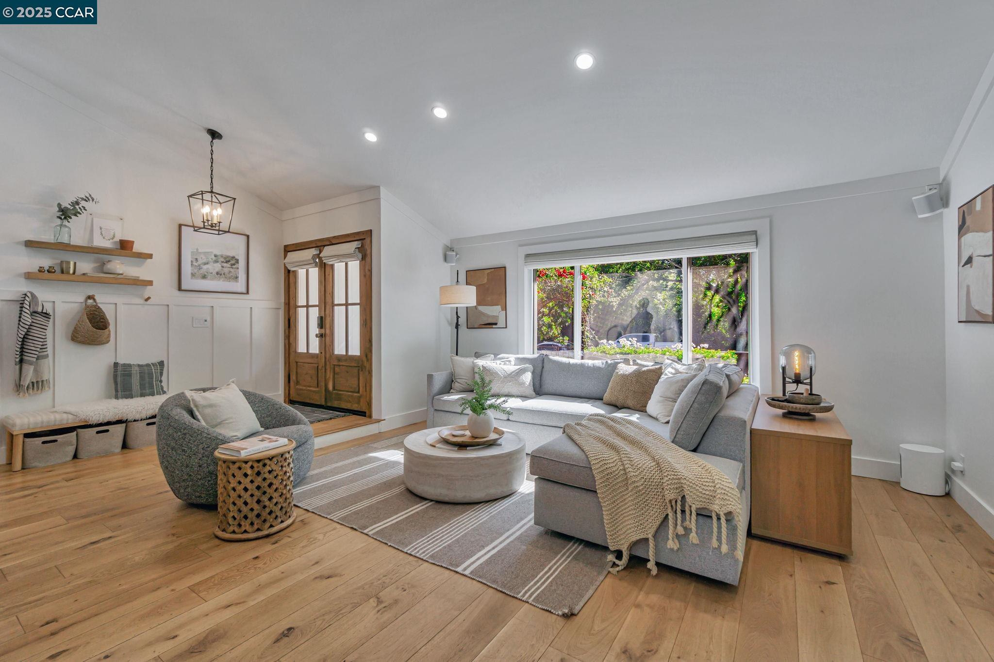 1675 Saint David Dr, Danville, California 94526, 4 Bedrooms Bedrooms, 10 Rooms Rooms,2 BathroomsBathrooms,Residential,For Sale,1675 Saint David Dr,41106552