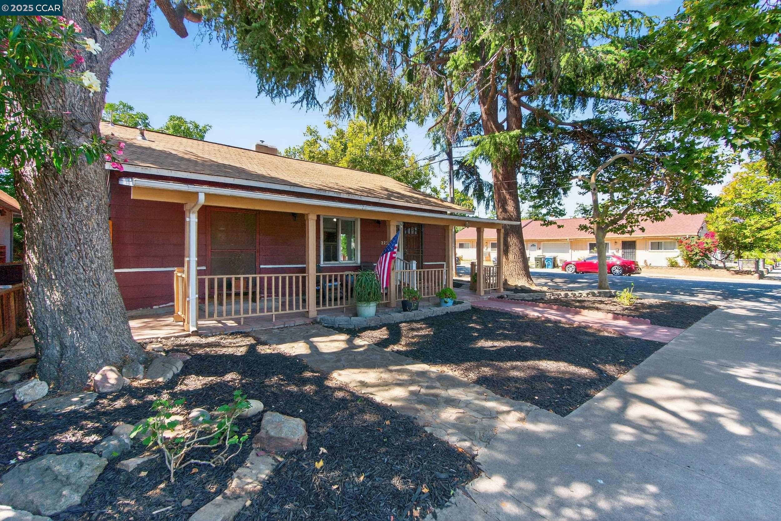 223 W 5Th St, Antioch, California 94509, 3 Bedrooms Bedrooms, 9 Rooms Rooms,2 BathroomsBathrooms,Residential,For Sale,223 W 5Th St,41106553