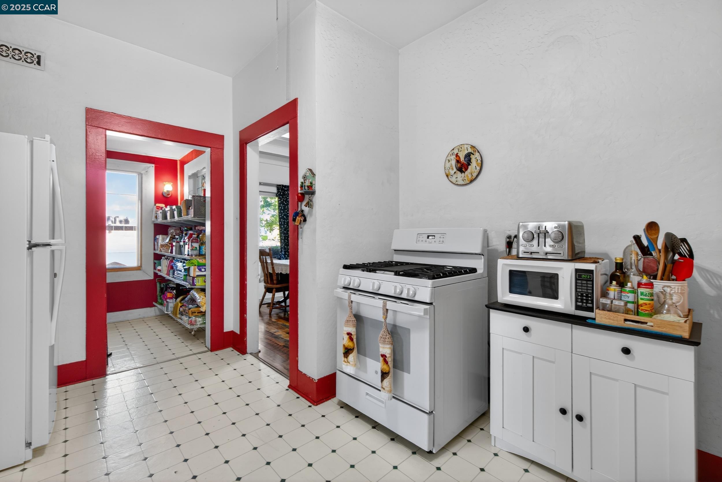 223 W 5Th St, Antioch, California 94509, 3 Bedrooms Bedrooms, 9 Rooms Rooms,2 BathroomsBathrooms,Residential,For Sale,223 W 5Th St,41106553