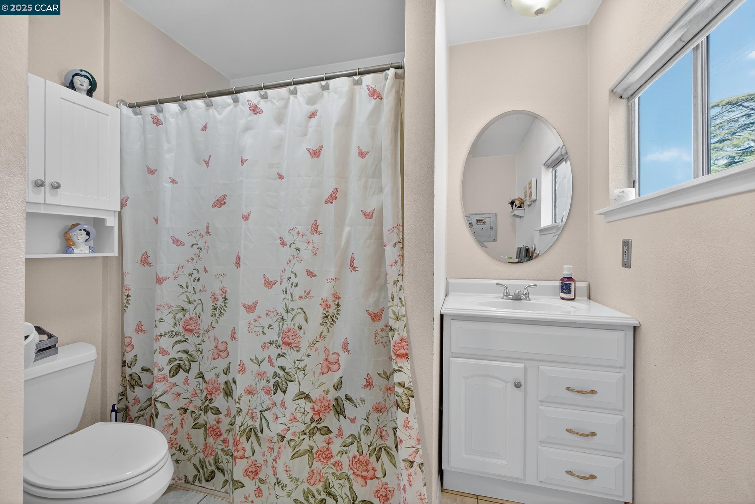 223 W 5Th St, Antioch, California 94509, 3 Bedrooms Bedrooms, 9 Rooms Rooms,2 BathroomsBathrooms,Residential,For Sale,223 W 5Th St,41106553