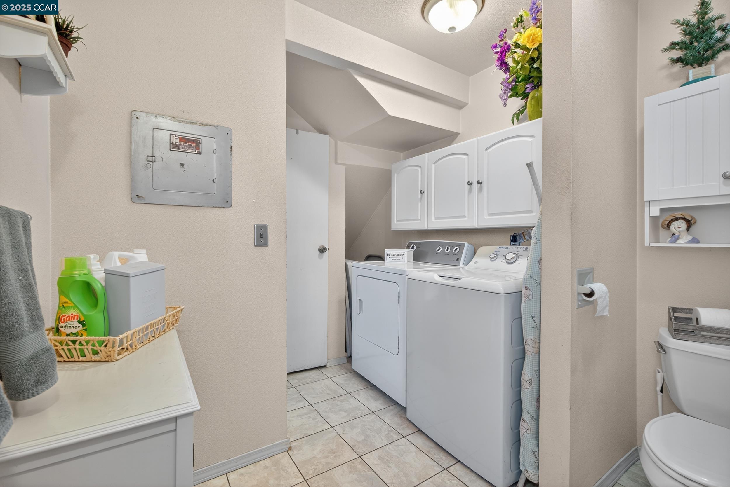 223 W 5Th St, Antioch, California 94509, 3 Bedrooms Bedrooms, 9 Rooms Rooms,2 BathroomsBathrooms,Residential,For Sale,223 W 5Th St,41106553