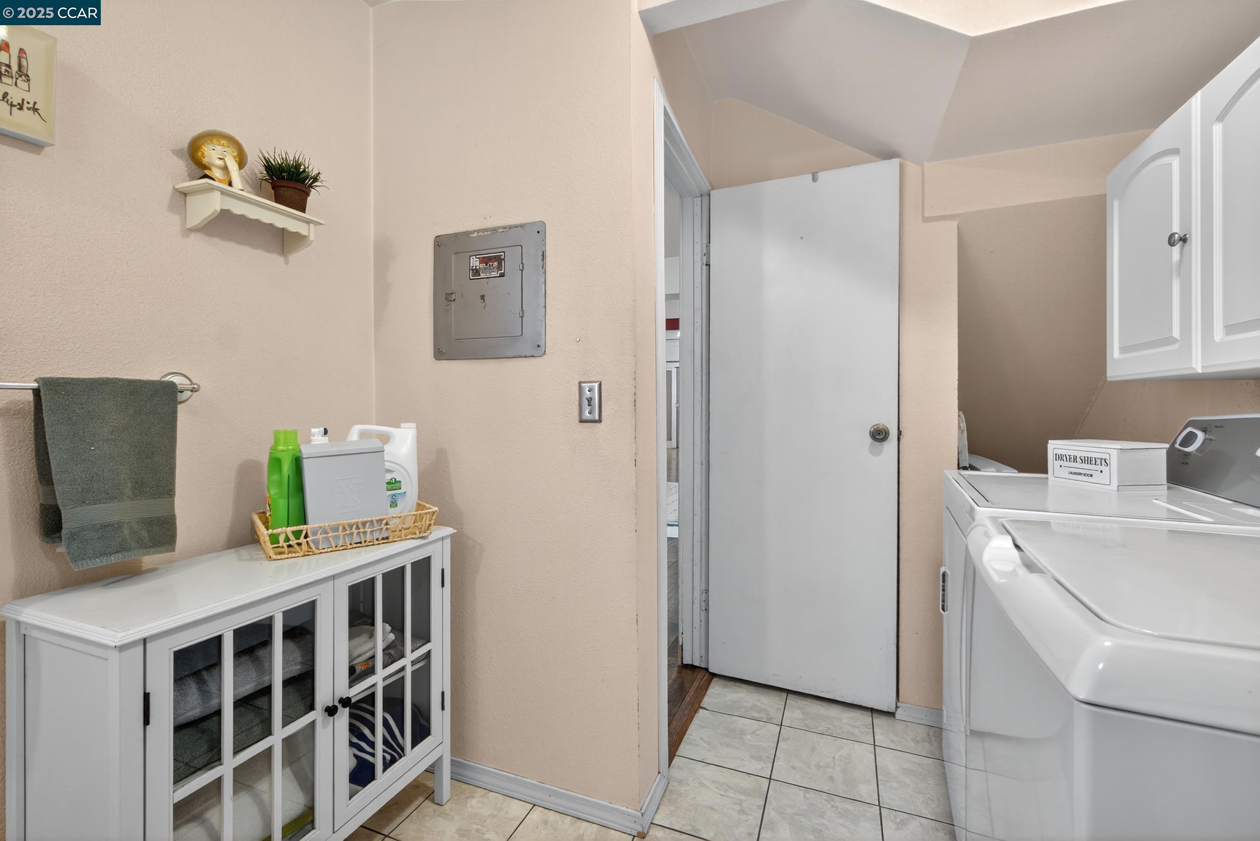 223 W 5Th St, Antioch, California 94509, 3 Bedrooms Bedrooms, 9 Rooms Rooms,2 BathroomsBathrooms,Residential,For Sale,223 W 5Th St,41106553