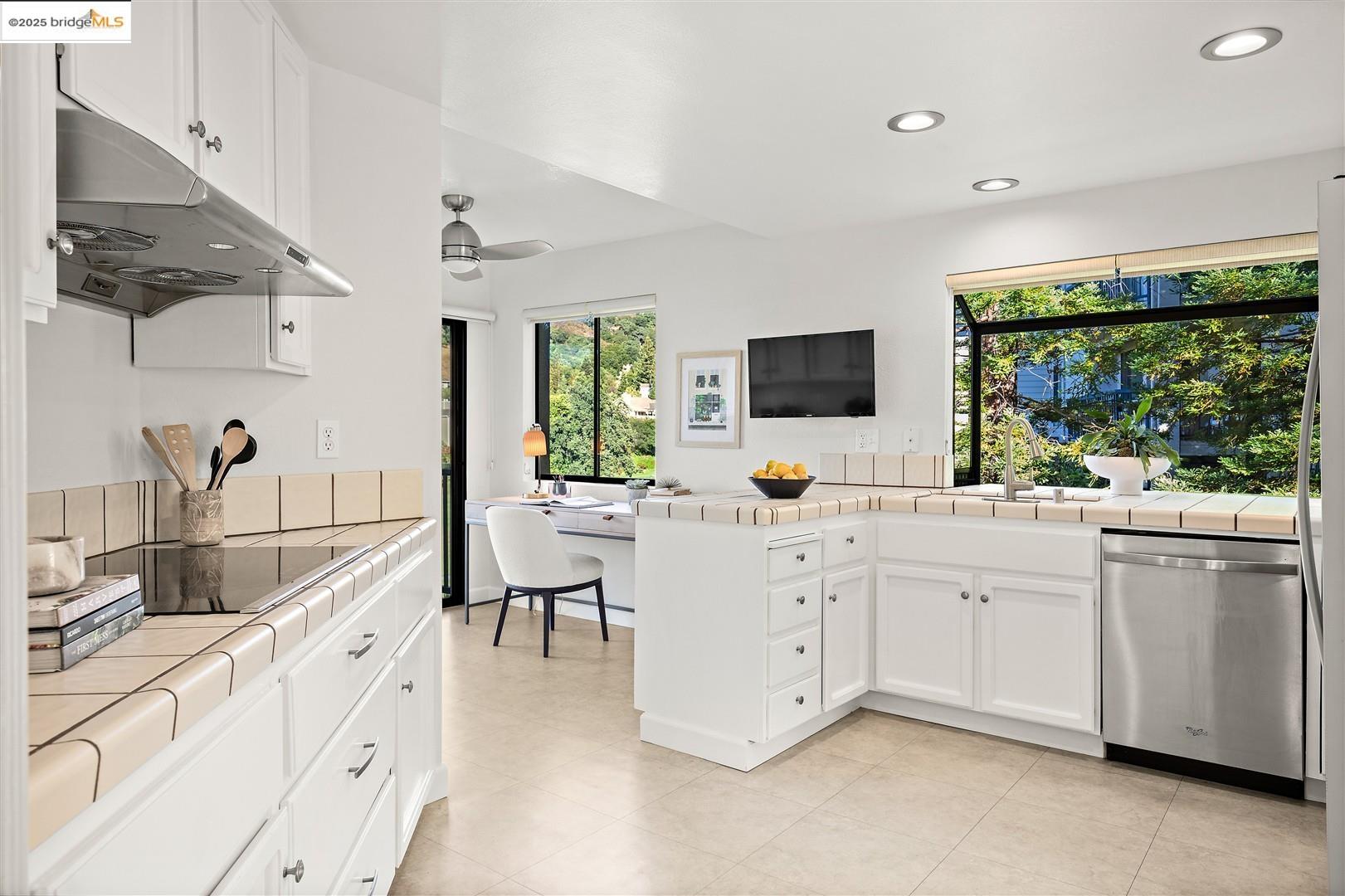 4167 Terra Granada Drive # 3B, Walnut Creek, California 94595, 2 Bedrooms Bedrooms, 7 Rooms Rooms,2 BathroomsBathrooms,Residential,For Sale,4167 Terra Granada Drive # 3B,41106554