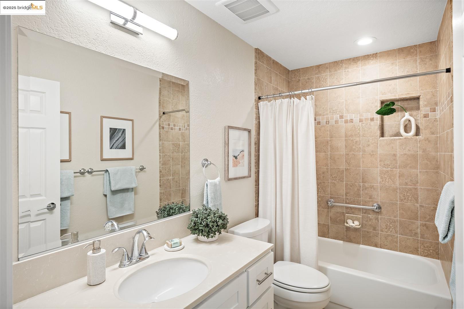 4167 Terra Granada Drive # 3B, Walnut Creek, California 94595, 2 Bedrooms Bedrooms, 7 Rooms Rooms,2 BathroomsBathrooms,Residential,For Sale,4167 Terra Granada Drive # 3B,41106554