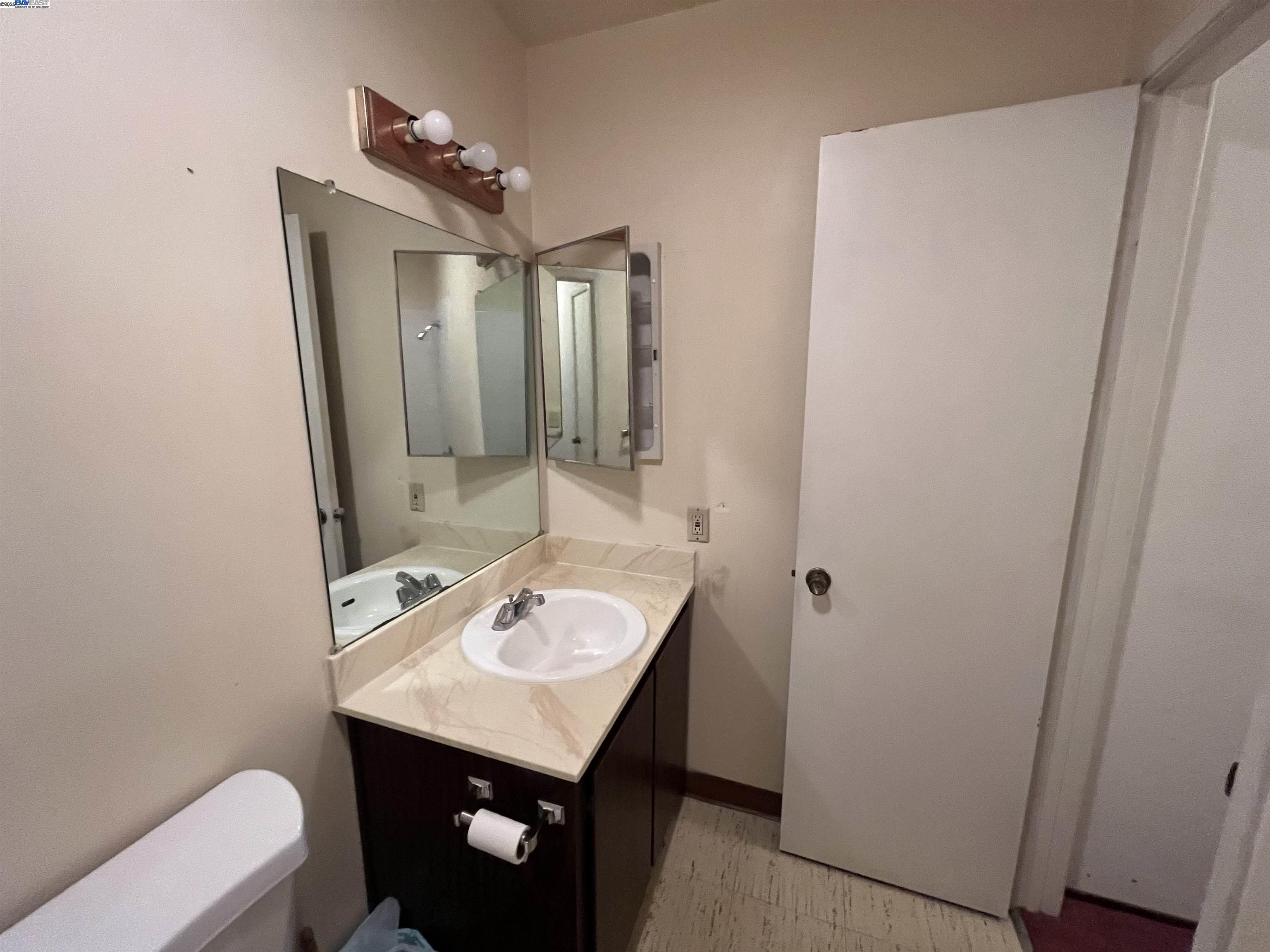 5278 San Pablo Dam Rd. # 4, El Sobrante, California 94803, 1 Bedroom Bedrooms, 3 Rooms Rooms,1 BathroomBathrooms,Residential,For Sale,5278 San Pablo Dam Rd. # 4,41106555