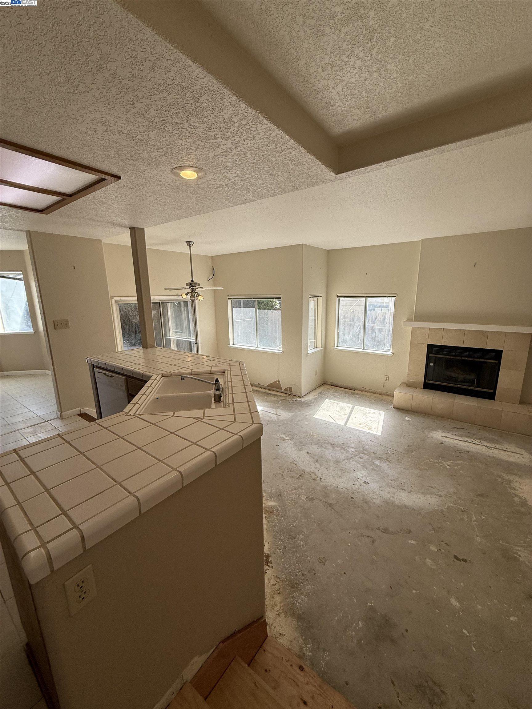 728 Waddell Way, Modesto, California 95357, 3 Bedrooms Bedrooms, ,2 BathroomsBathrooms,Residential,For Sale,728 Waddell Way,41106558