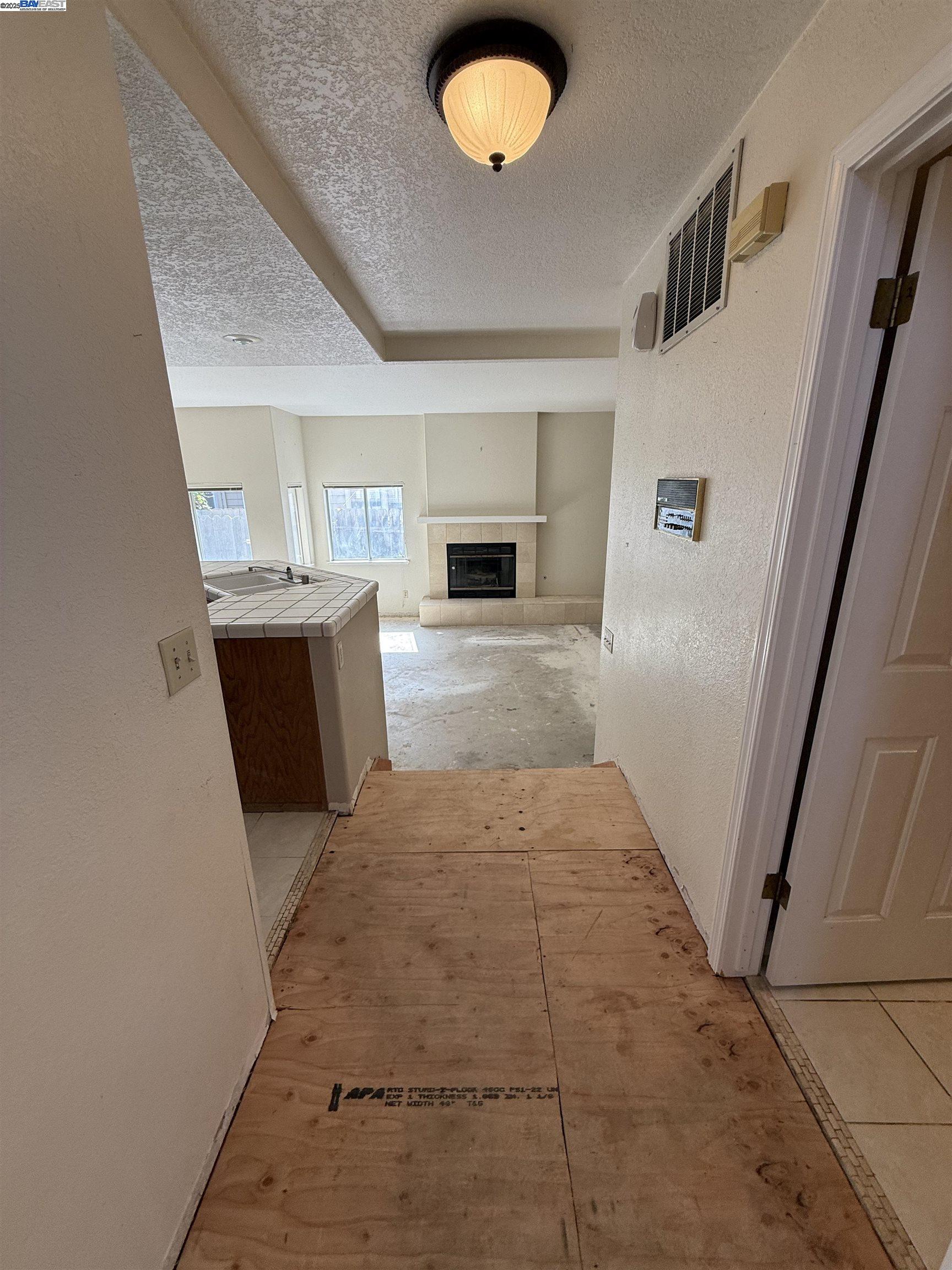 728 Waddell Way, Modesto, California 95357, 3 Bedrooms Bedrooms, ,2 BathroomsBathrooms,Residential,For Sale,728 Waddell Way,41106558