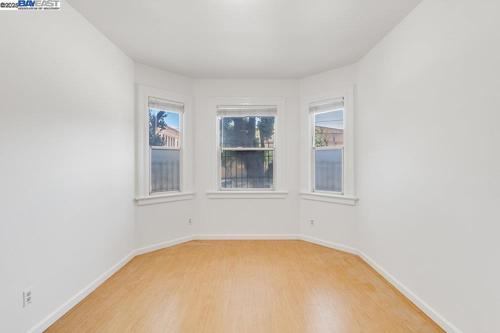 3386 16th Street, San Francisco, California 94114, ,Residential Income,For Sale,3386 16th Street,41106559