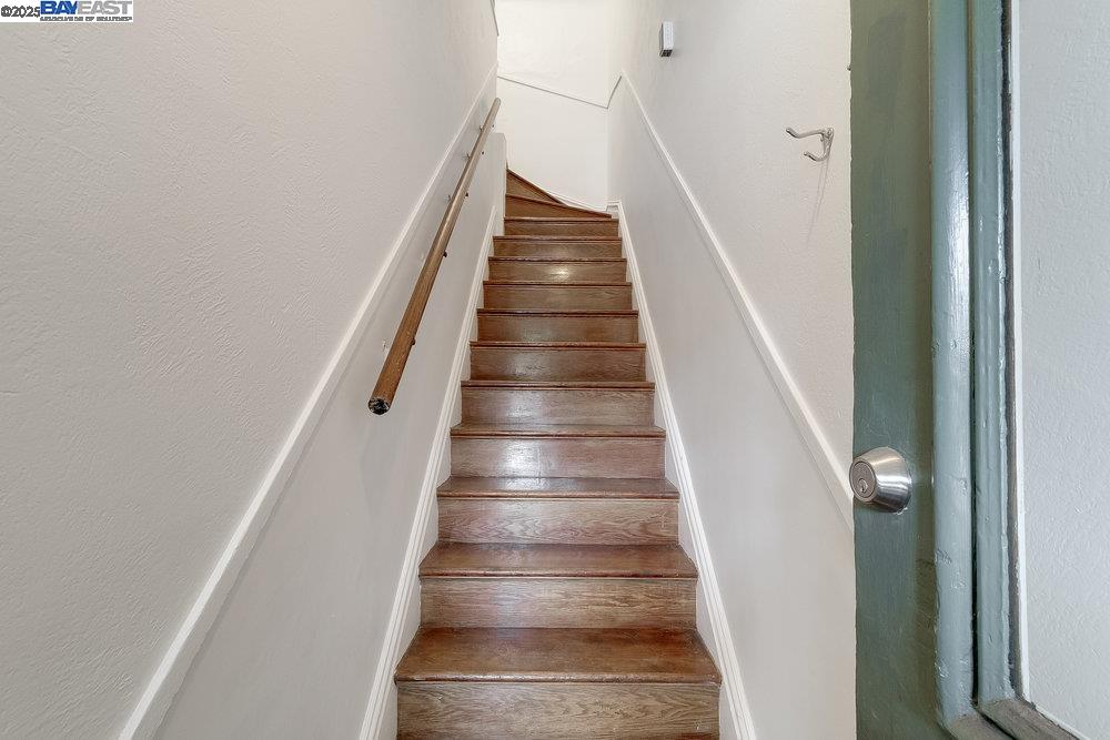 3386 16th Street, San Francisco, California 94114, ,Residential Income,For Sale,3386 16th Street,41106559