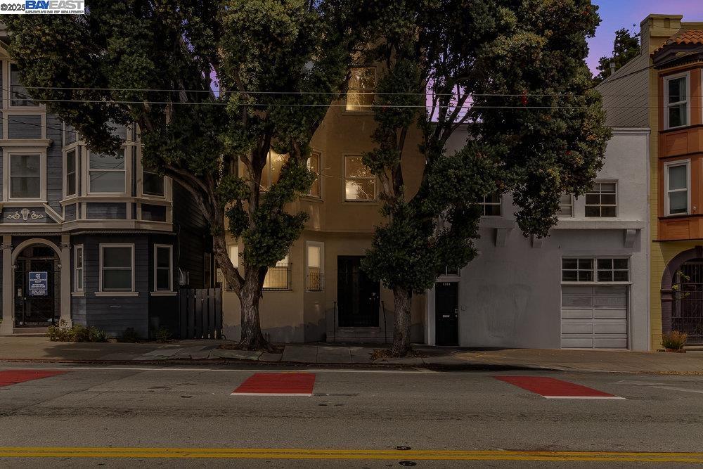 3386 16th Street, San Francisco, California 94114, ,Residential Income,For Sale,3386 16th Street,41106559