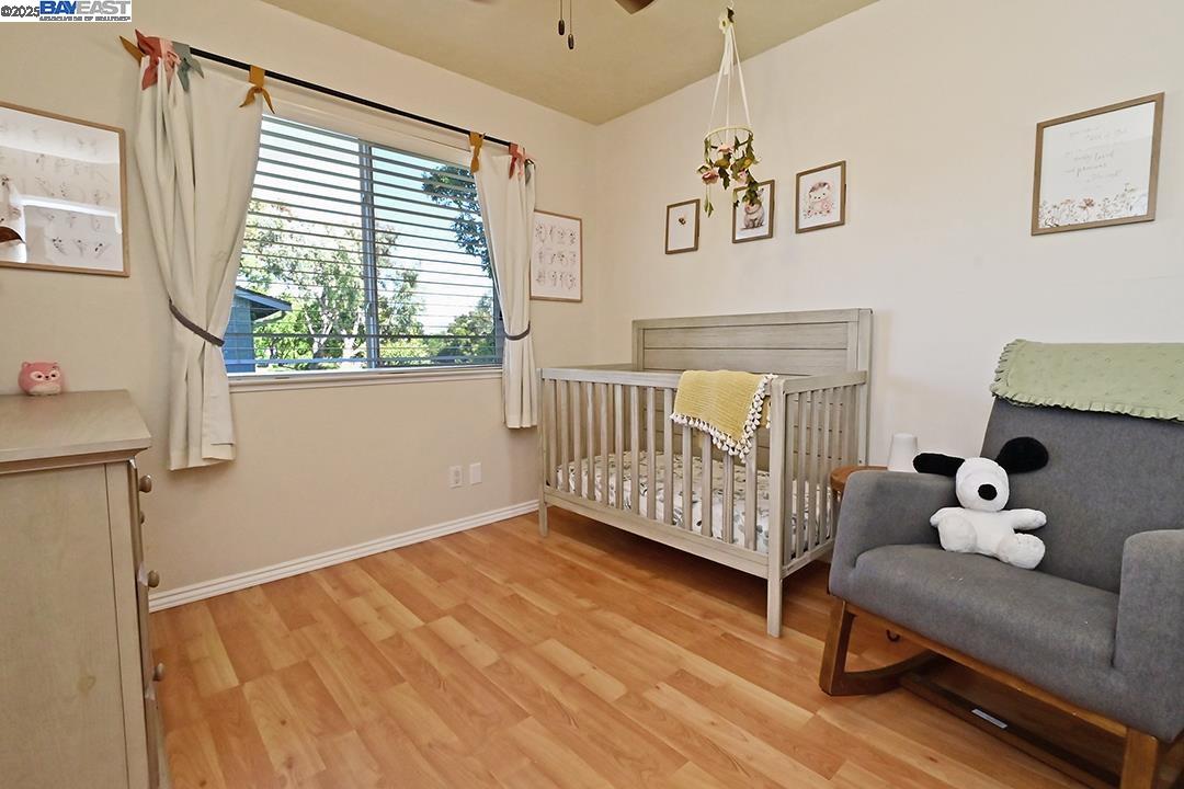 Detail Gallery Image 14 of 26 For 1031 Spring Valley Cmn, Livermore,  CA 94551 - 3 Beds | 1 Baths