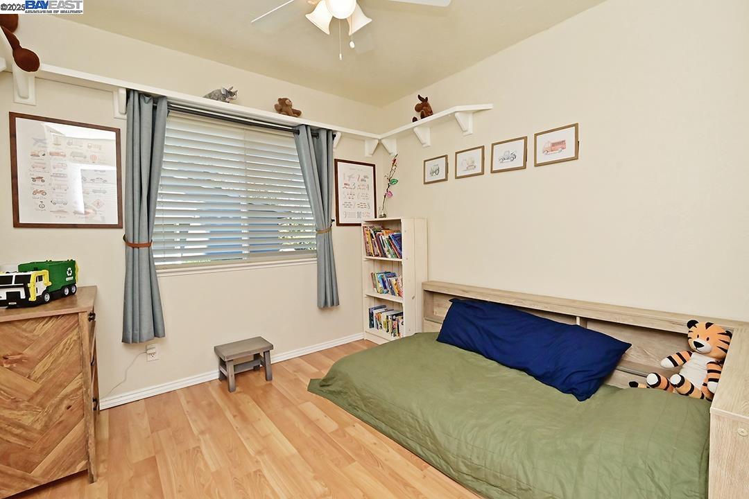 Detail Gallery Image 15 of 26 For 1031 Spring Valley Cmn, Livermore,  CA 94551 - 3 Beds | 1 Baths