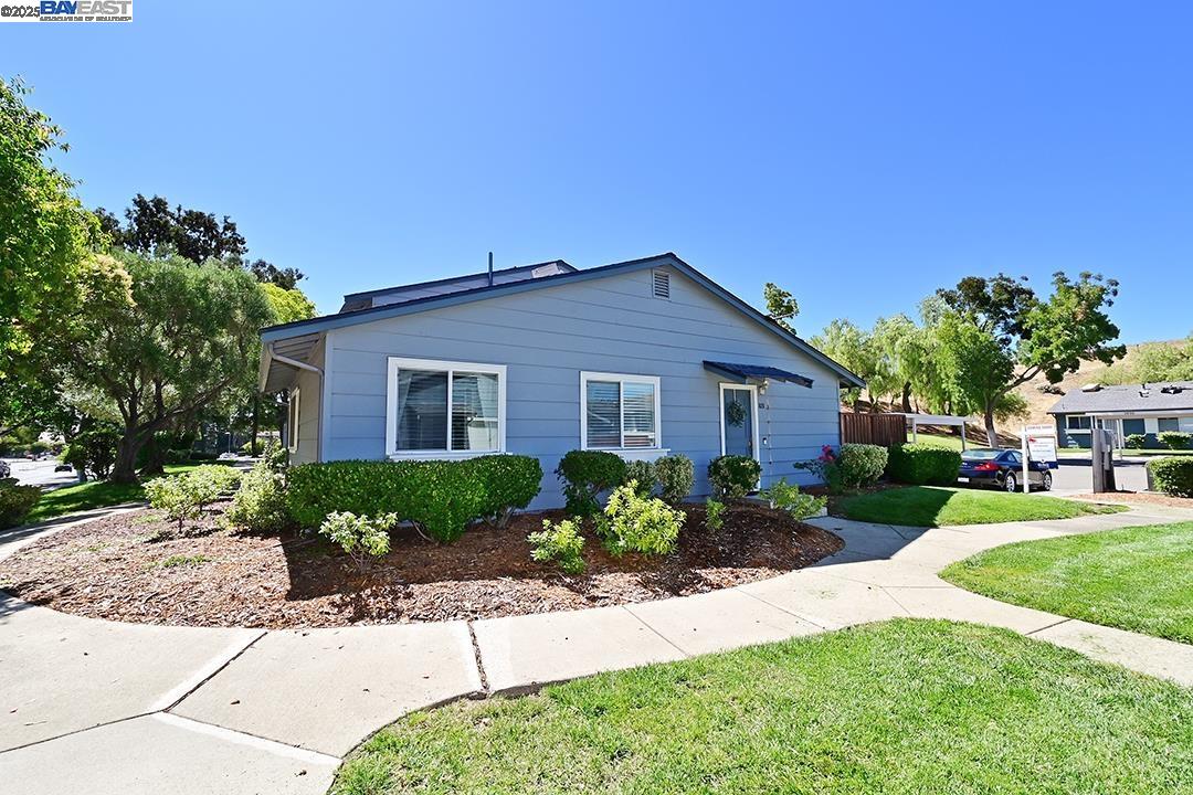 Detail Gallery Image 26 of 26 For 1031 Spring Valley Cmn, Livermore,  CA 94551 - 3 Beds | 1 Baths