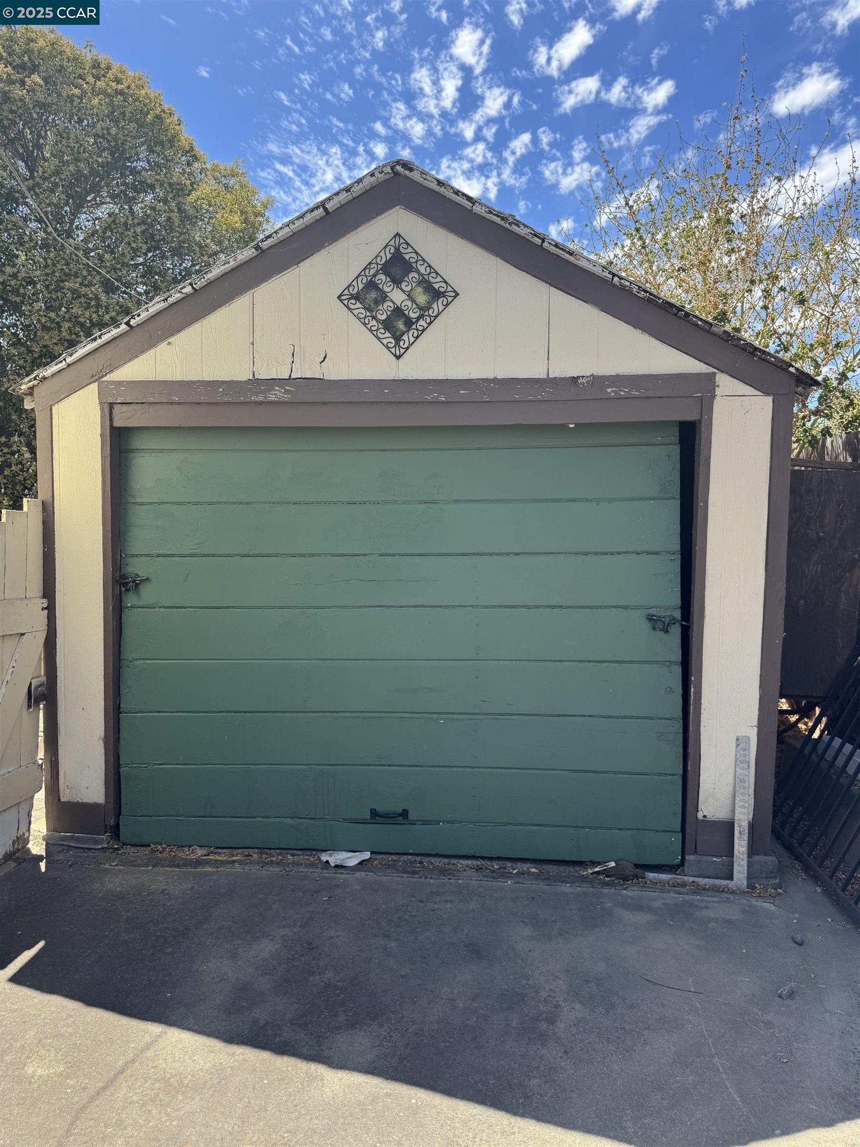 Detail Gallery Image 5 of 6 For 1408 Wisner Dr, Antioch,  CA 94509 - 2 Beds | 1 Baths