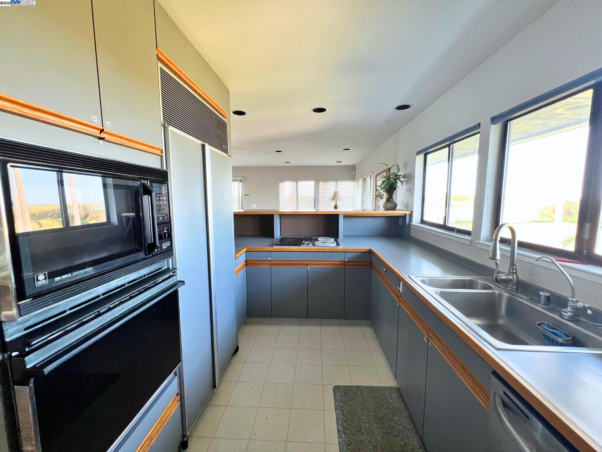 3147 W Willow Rd, Bethel Island, California 94511, 5 Bedrooms Bedrooms, 9 Rooms Rooms,2 BathroomsBathrooms,Residential,For Sale,3147 W Willow Rd,41106565