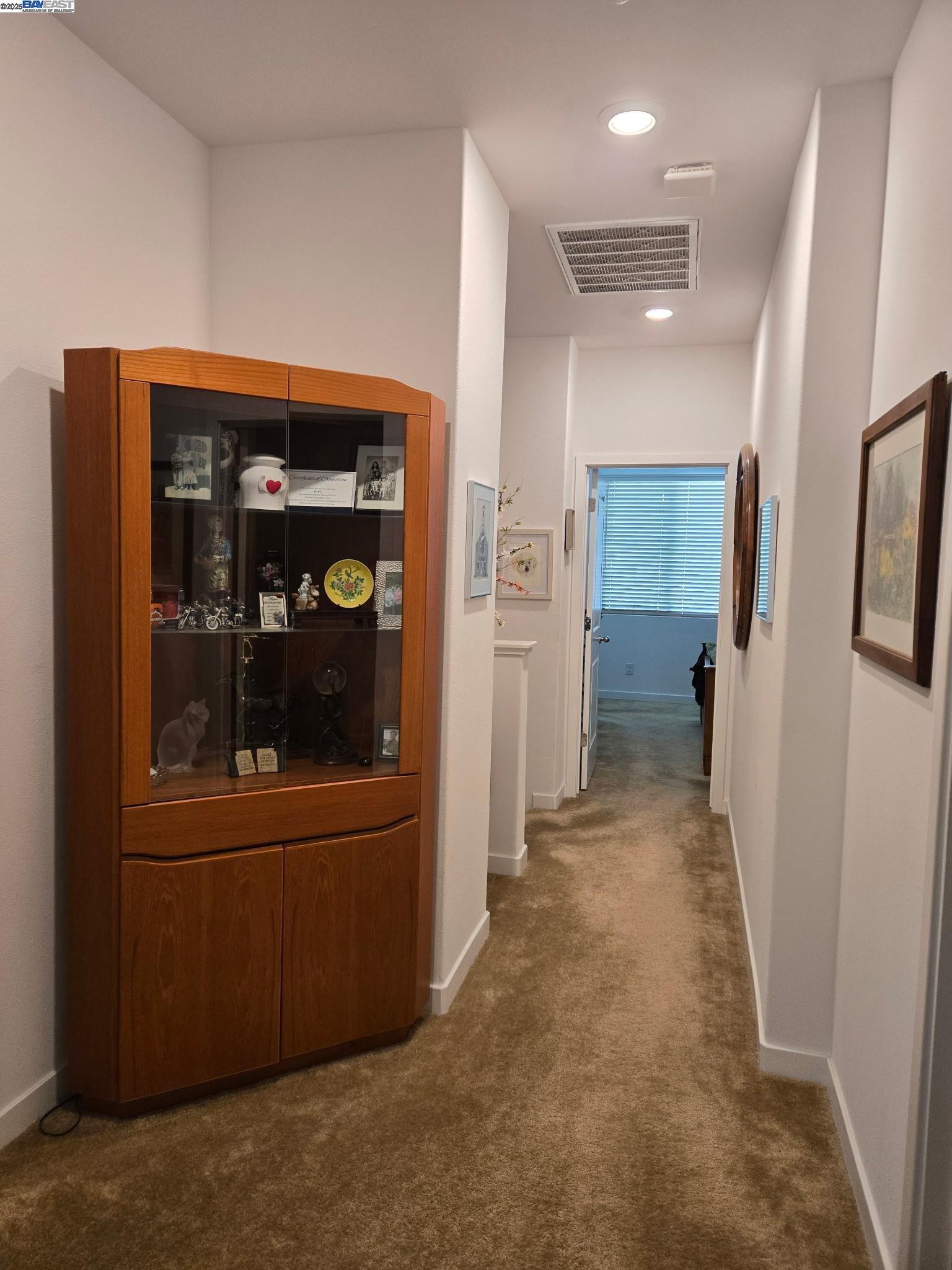 5301 E Commerce Way # 54102, Sacramento, California 95835, 3 Bedrooms Bedrooms, 5 Rooms Rooms,2 BathroomsBathrooms,Residential,For Sale,5301 E Commerce Way # 54102,41106566