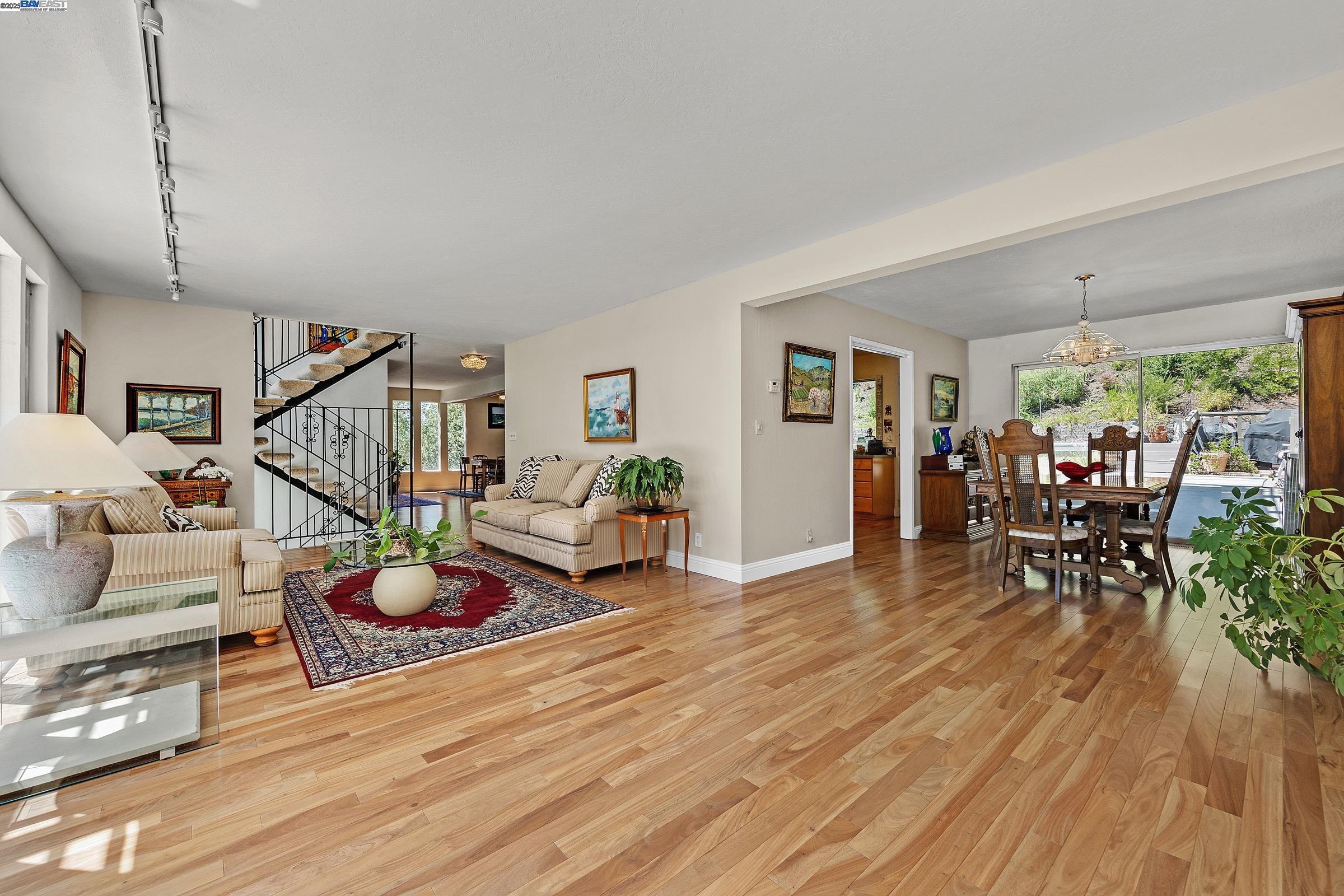 1923 Green Valley Rd, Alamo, California 94507, 4 Bedrooms Bedrooms, 9 Rooms Rooms,3 BathroomsBathrooms,Residential,For Sale,1923 Green Valley Rd,41106569