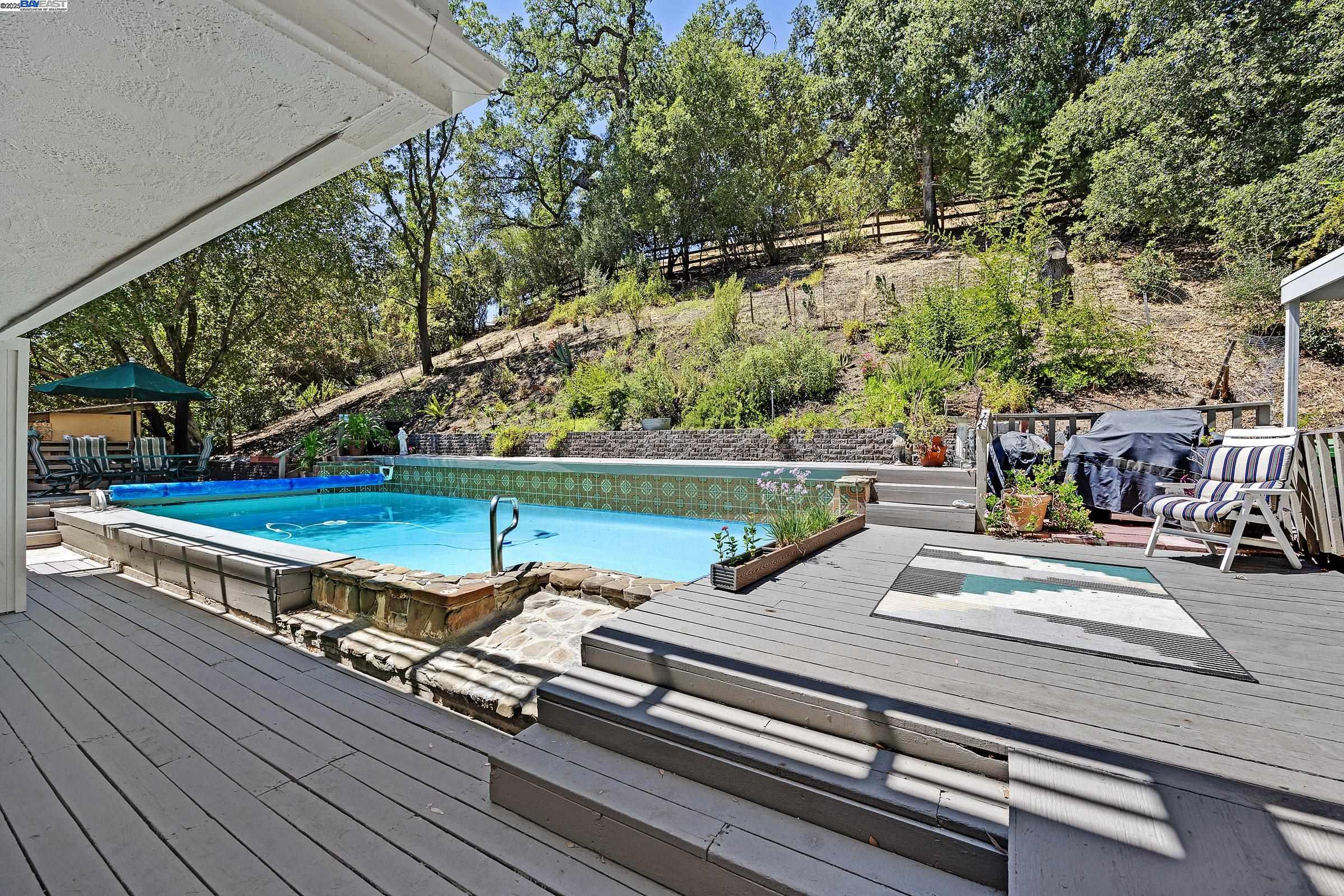 1923 Green Valley Rd, Alamo, California 94507, 4 Bedrooms Bedrooms, 9 Rooms Rooms,3 BathroomsBathrooms,Residential,For Sale,1923 Green Valley Rd,41106569