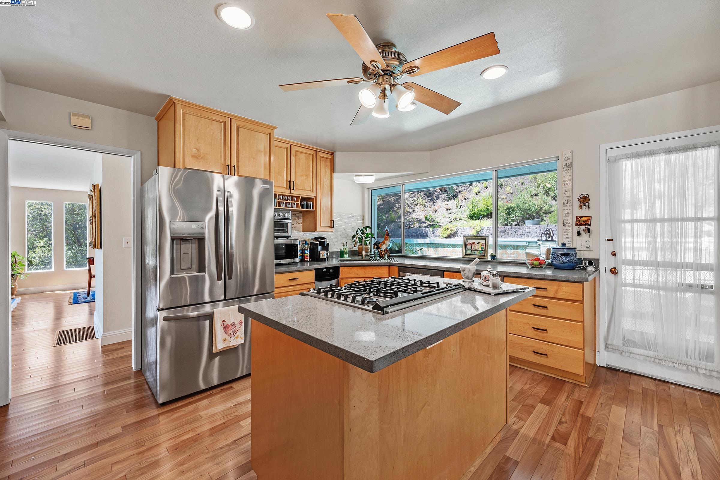 1923 Green Valley Rd, Alamo, California 94507, 4 Bedrooms Bedrooms, 9 Rooms Rooms,3 BathroomsBathrooms,Residential,For Sale,1923 Green Valley Rd,41106569