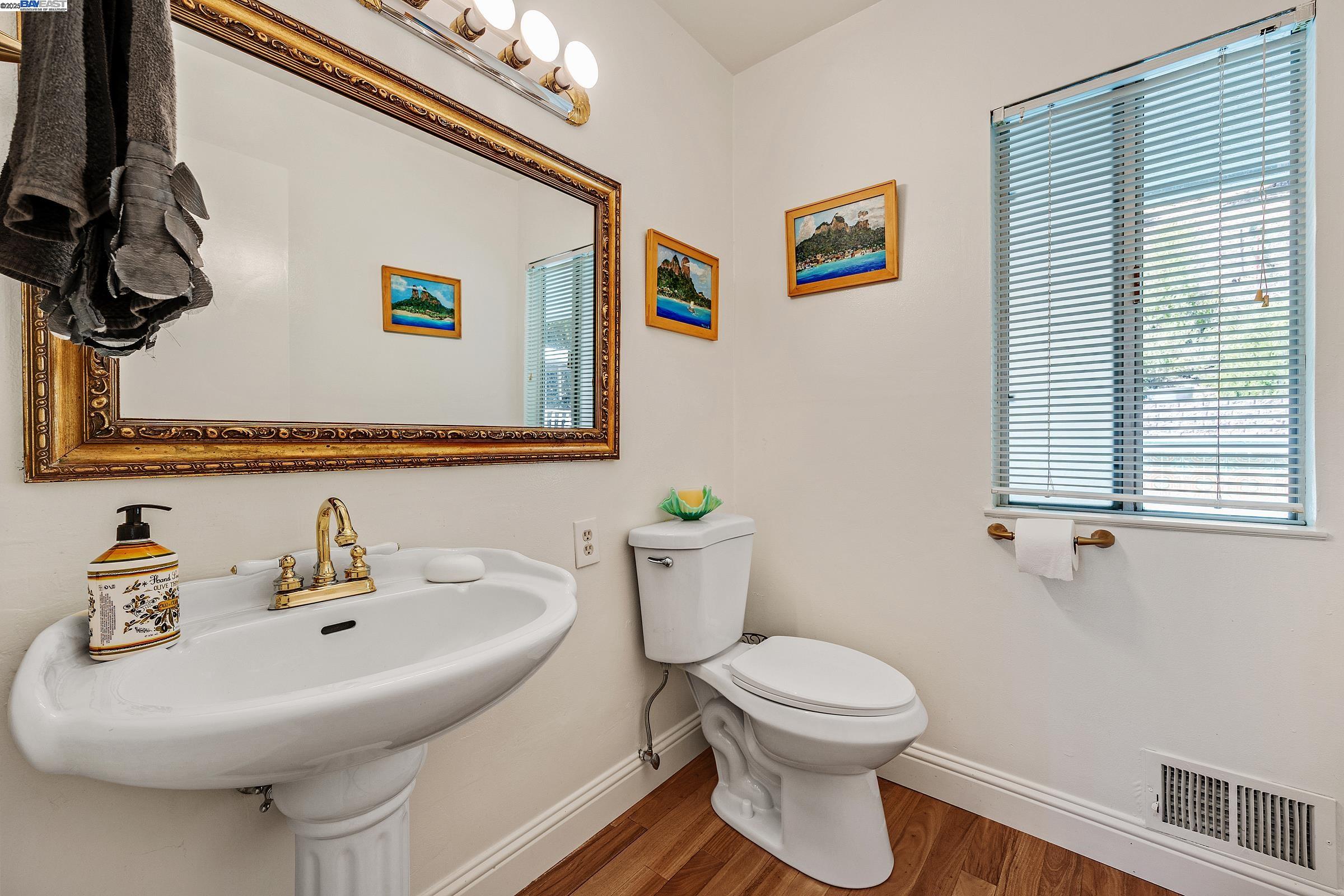 1923 Green Valley Rd, Alamo, California 94507, 4 Bedrooms Bedrooms, 9 Rooms Rooms,3 BathroomsBathrooms,Residential,For Sale,1923 Green Valley Rd,41106569