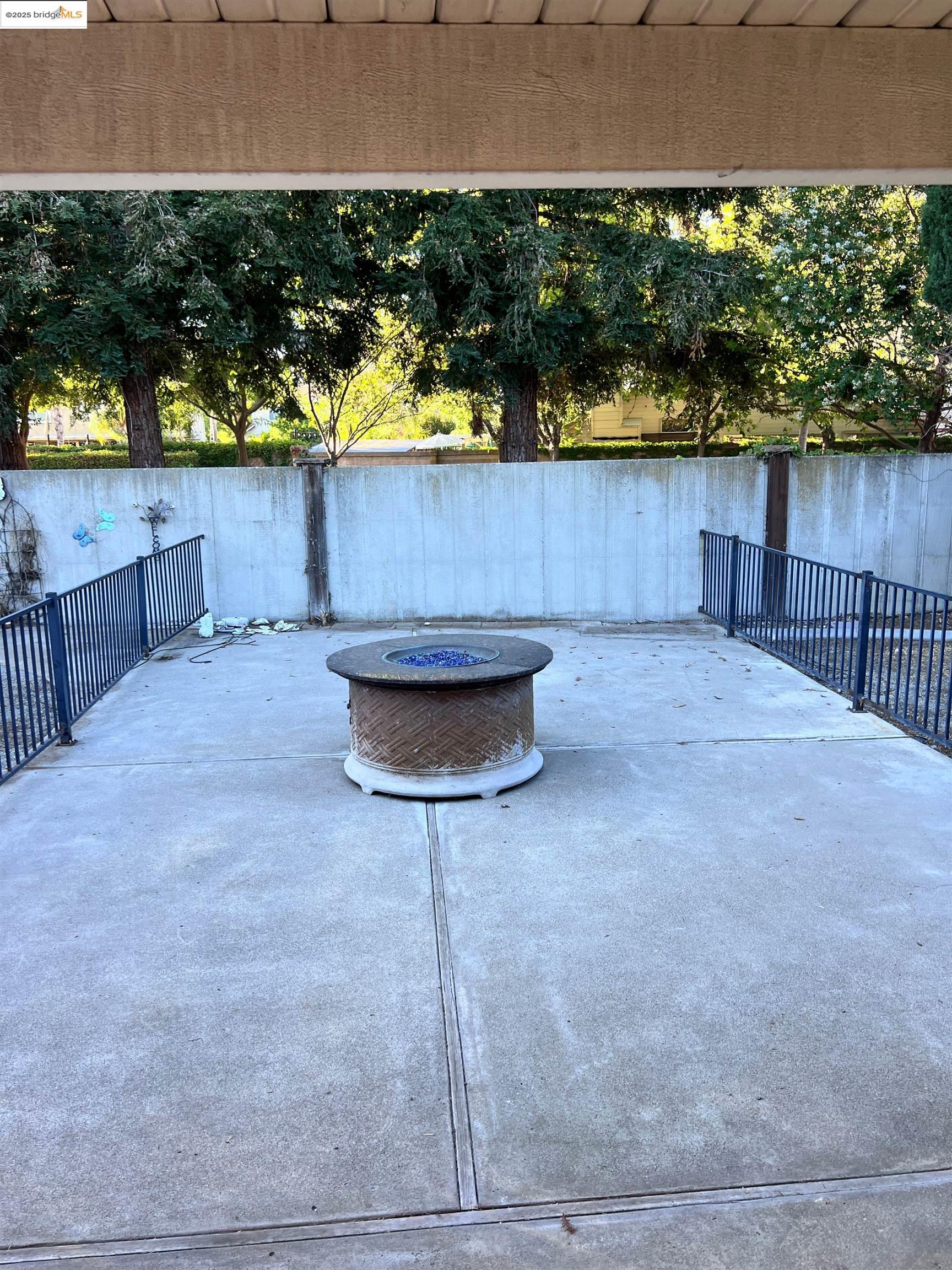 19 LISA COURT, Brentwood, California 94513, 4 Bedrooms Bedrooms, 9 Rooms Rooms,2 BathroomsBathrooms,Residential,For Sale,19 LISA COURT,41106570