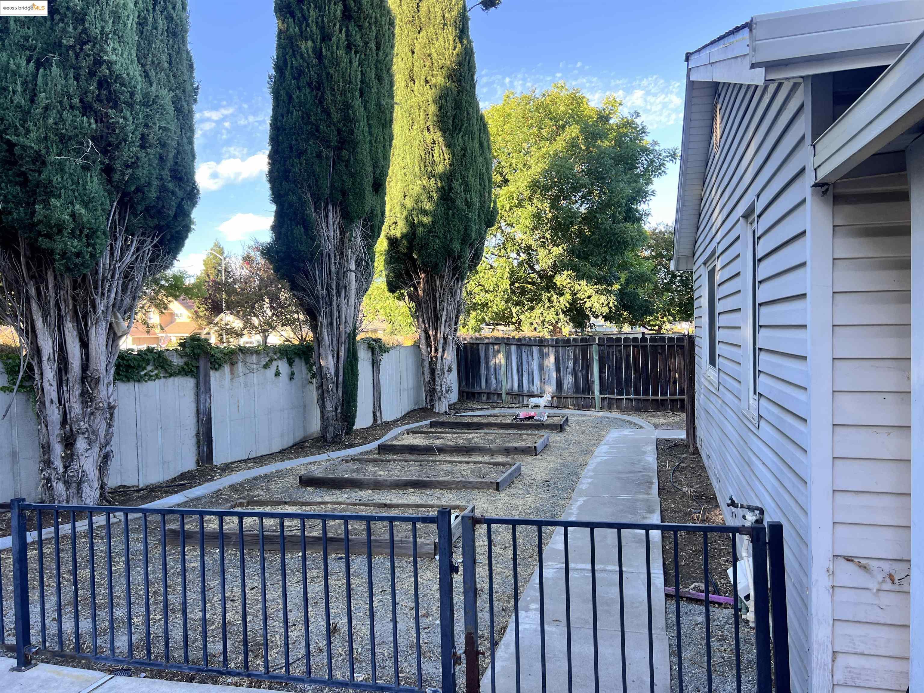 19 LISA COURT, Brentwood, California 94513, 4 Bedrooms Bedrooms, 9 Rooms Rooms,2 BathroomsBathrooms,Residential,For Sale,19 LISA COURT,41106570