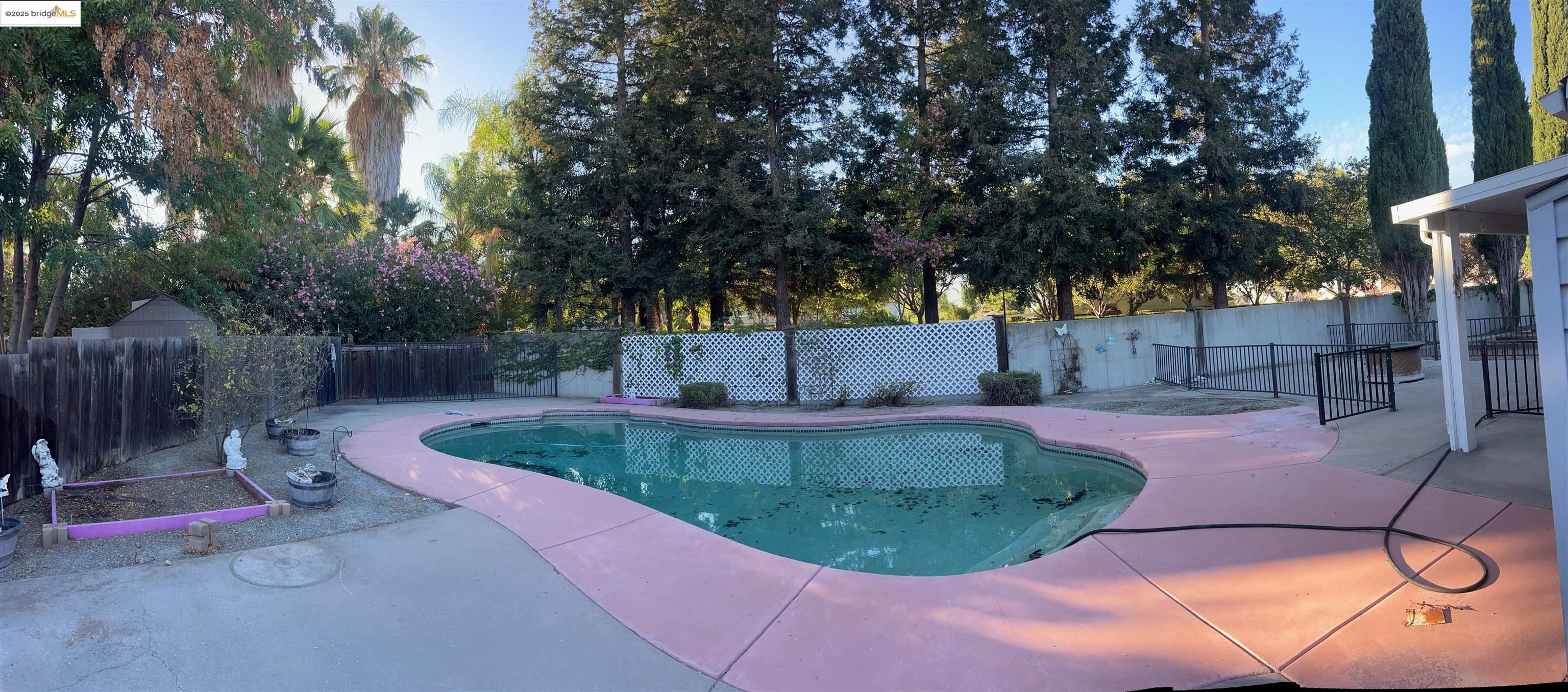 19 LISA COURT, Brentwood, California 94513, 4 Bedrooms Bedrooms, 9 Rooms Rooms,2 BathroomsBathrooms,Residential,For Sale,19 LISA COURT,41106570