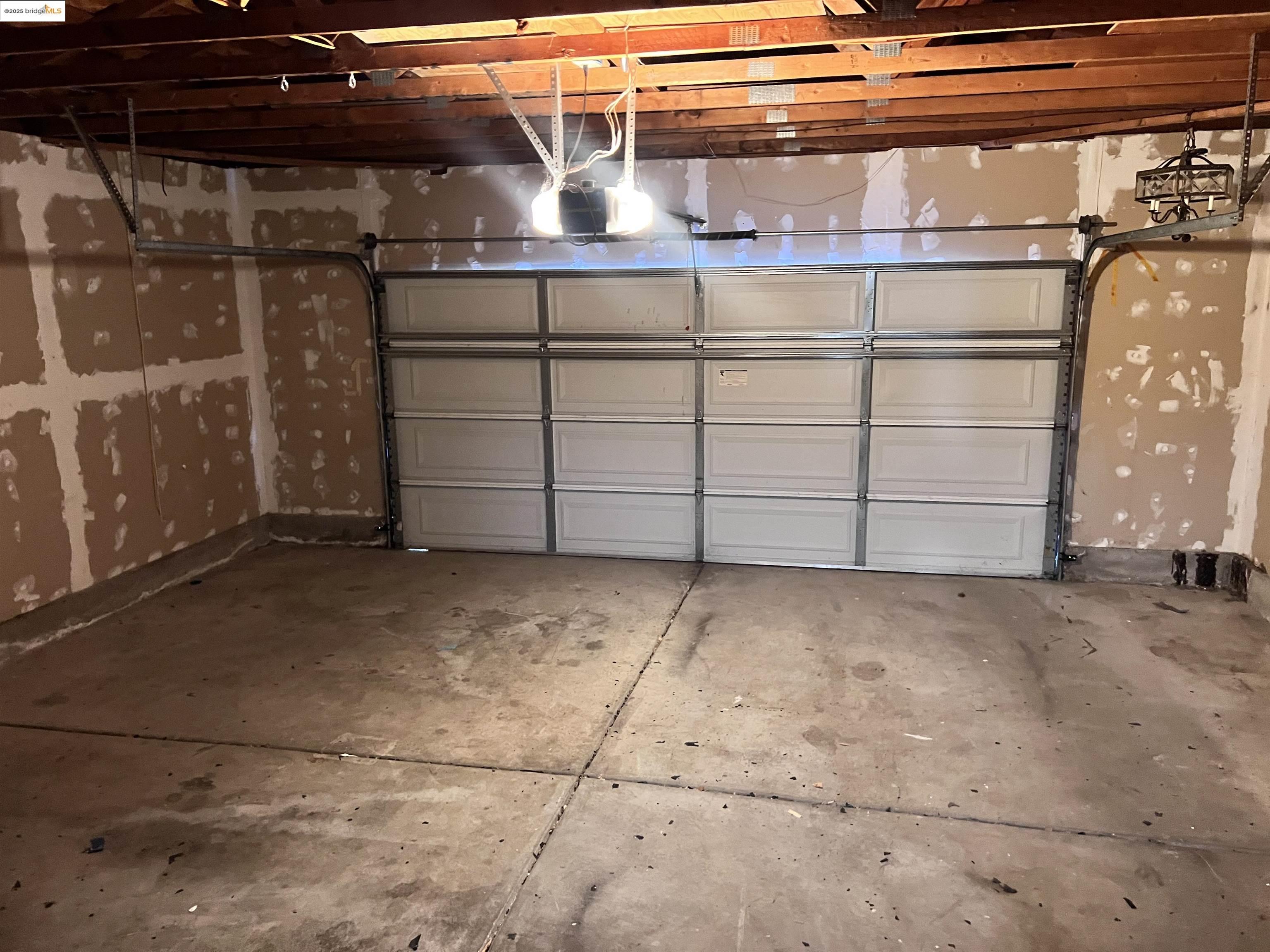 19 LISA COURT, Brentwood, California 94513, 4 Bedrooms Bedrooms, 9 Rooms Rooms,2 BathroomsBathrooms,Residential,For Sale,19 LISA COURT,41106570