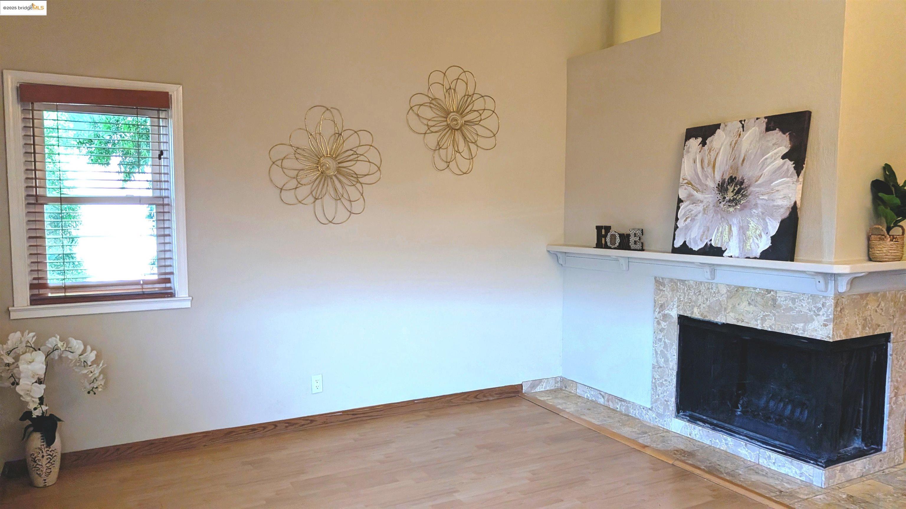Photo #5: 41106571 Listing 