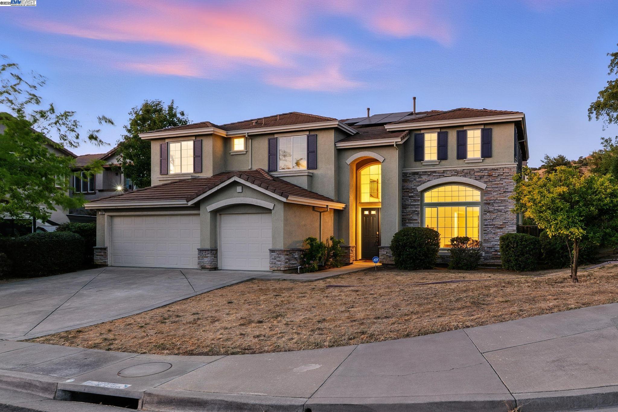 3909 Danbury Way, Fairfield, California 94533, 5 Bedrooms Bedrooms, 10 Rooms Rooms,3 BathroomsBathrooms,Residential,For Sale,3909 Danbury Way,41106572