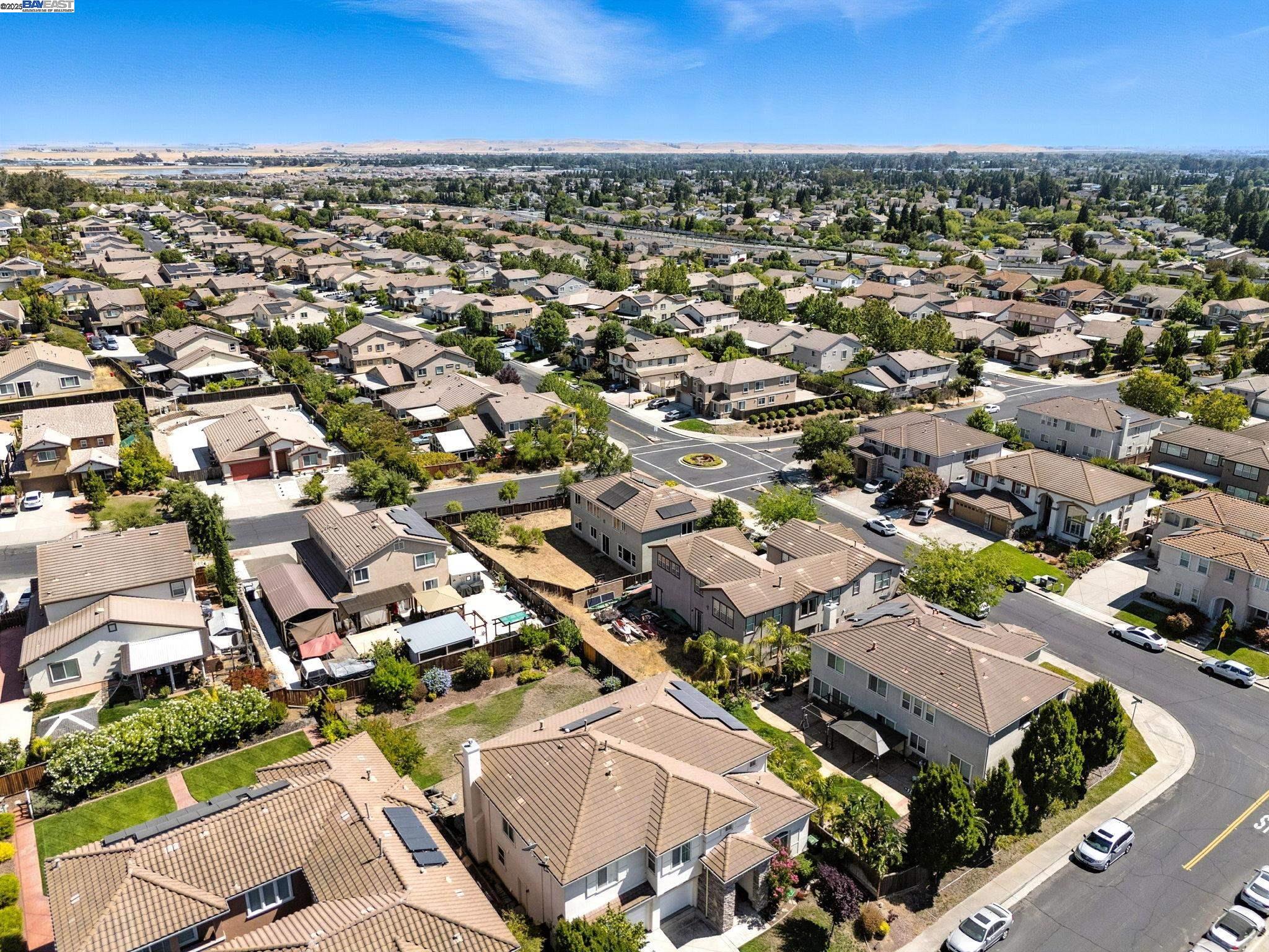 3909 Danbury Way, Fairfield, California 94533, 5 Bedrooms Bedrooms, 10 Rooms Rooms,3 BathroomsBathrooms,Residential,For Sale,3909 Danbury Way,41106572