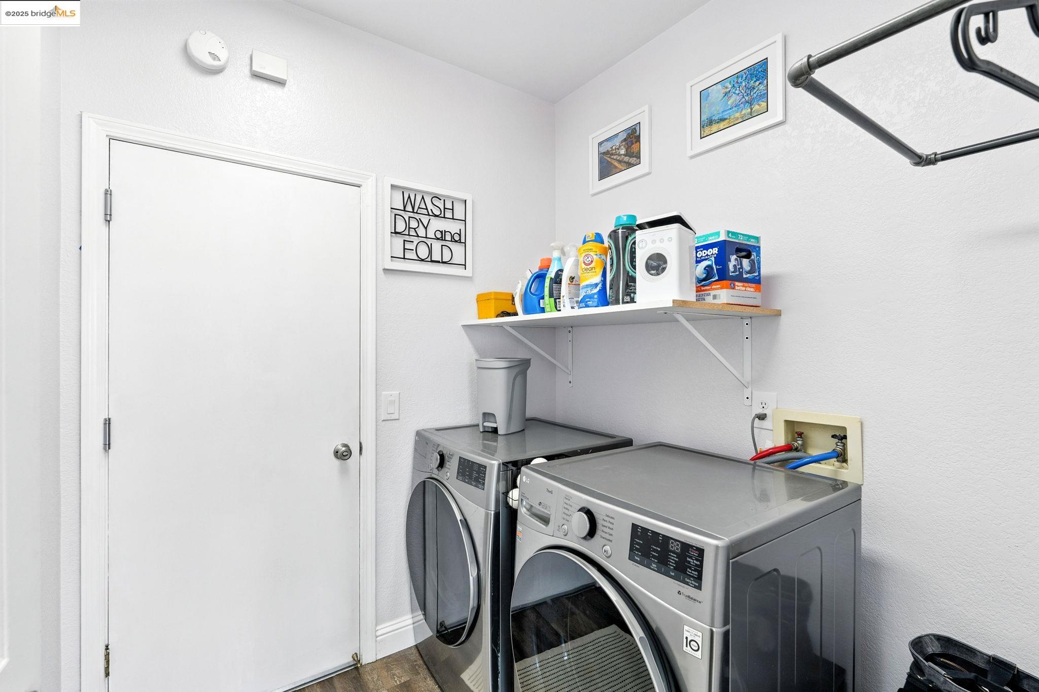 Detail Gallery Image 19 of 45 For 1280 Mayfield Circle, Suisun City,  CA 94585 - 3 Beds | 2/1 Baths