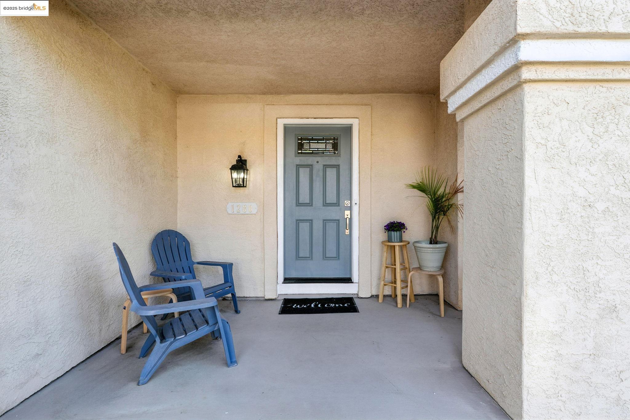 Detail Gallery Image 5 of 45 For 1280 Mayfield Circle, Suisun City,  CA 94585 - 3 Beds | 2/1 Baths