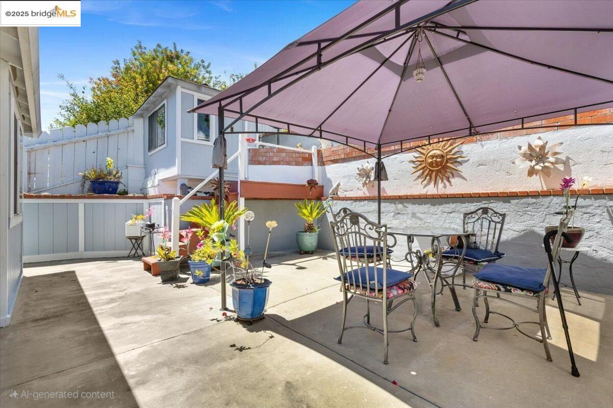 Detail Gallery Image 24 of 33 For 2362 Somerset Ave, Castro Valley,  CA 94546 - 3 Beds | 3 Baths