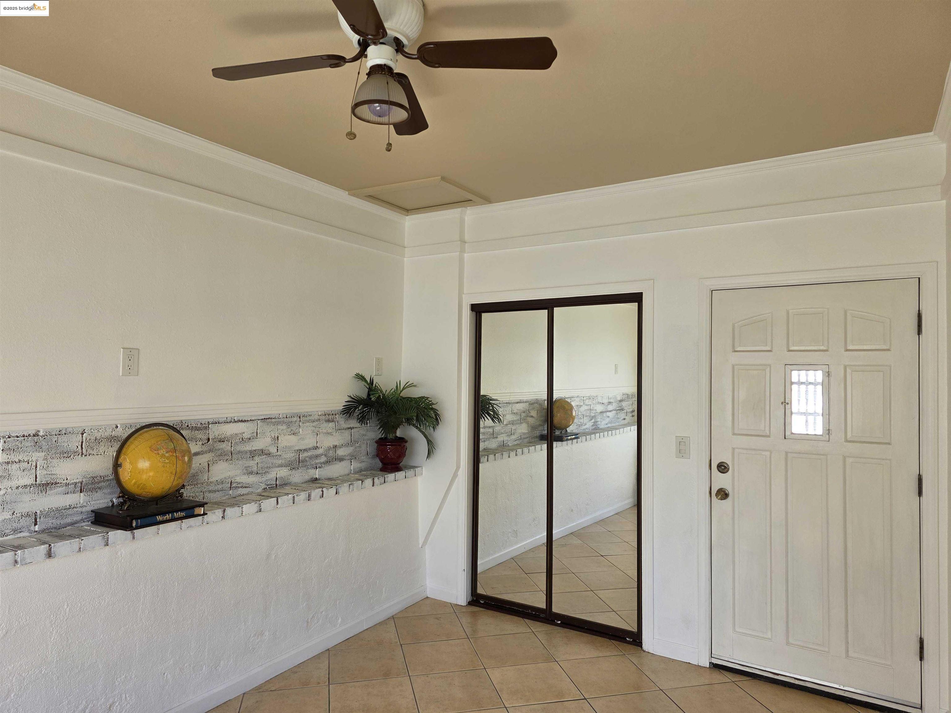 Detail Gallery Image 27 of 33 For 2362 Somerset Ave, Castro Valley,  CA 94546 - 3 Beds | 3 Baths