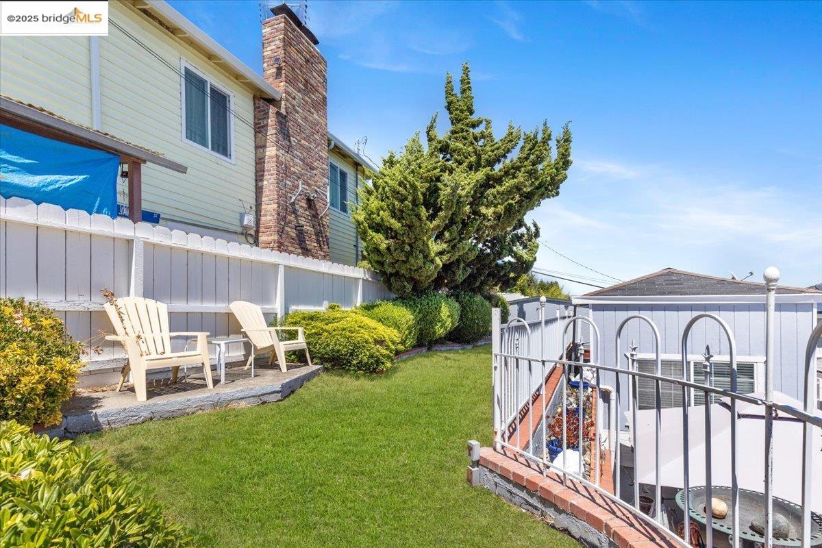 Detail Gallery Image 28 of 33 For 2362 Somerset Ave, Castro Valley,  CA 94546 - 3 Beds | 3 Baths