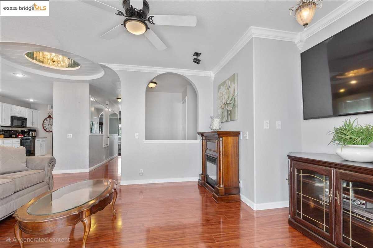Detail Gallery Image 8 of 33 For 2362 Somerset Ave, Castro Valley,  CA 94546 - 3 Beds | 3 Baths