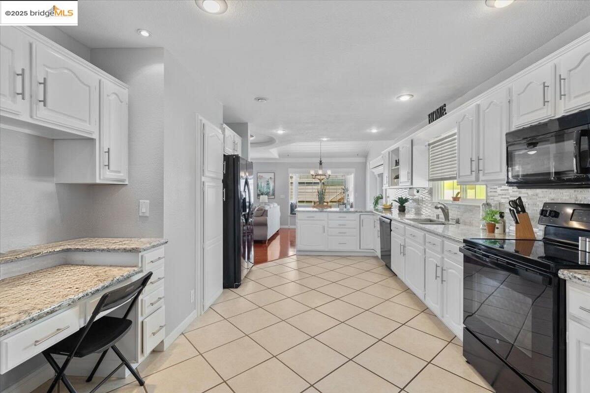 Detail Gallery Image 10 of 33 For 2362 Somerset Ave, Castro Valley,  CA 94546 - 3 Beds | 3 Baths