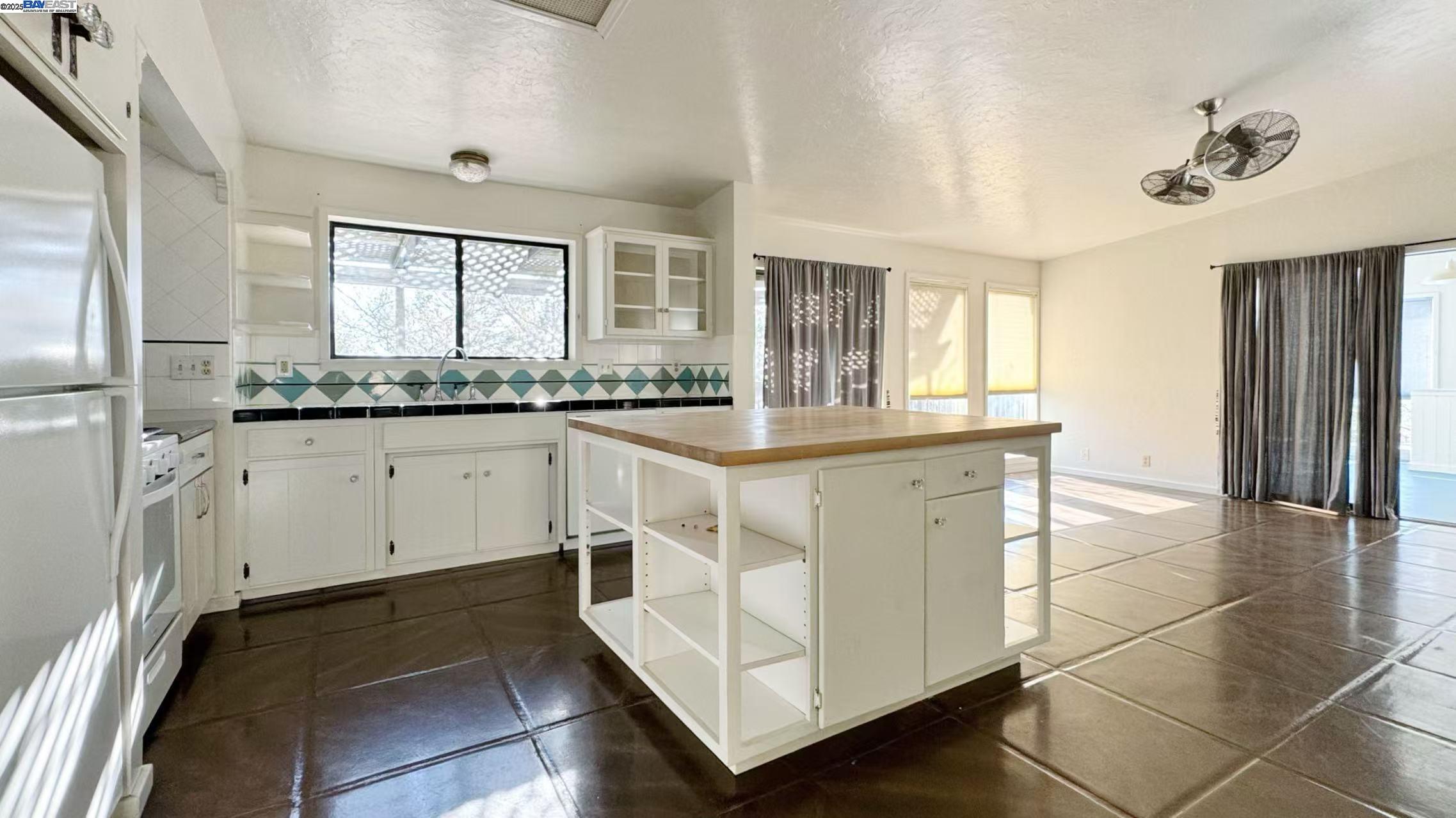 13145 Trent Way, Jackson, California 95642, 3 Bedrooms Bedrooms, 7 Rooms Rooms,2 BathroomsBathrooms,Residential,For Sale,13145 Trent Way,41106578